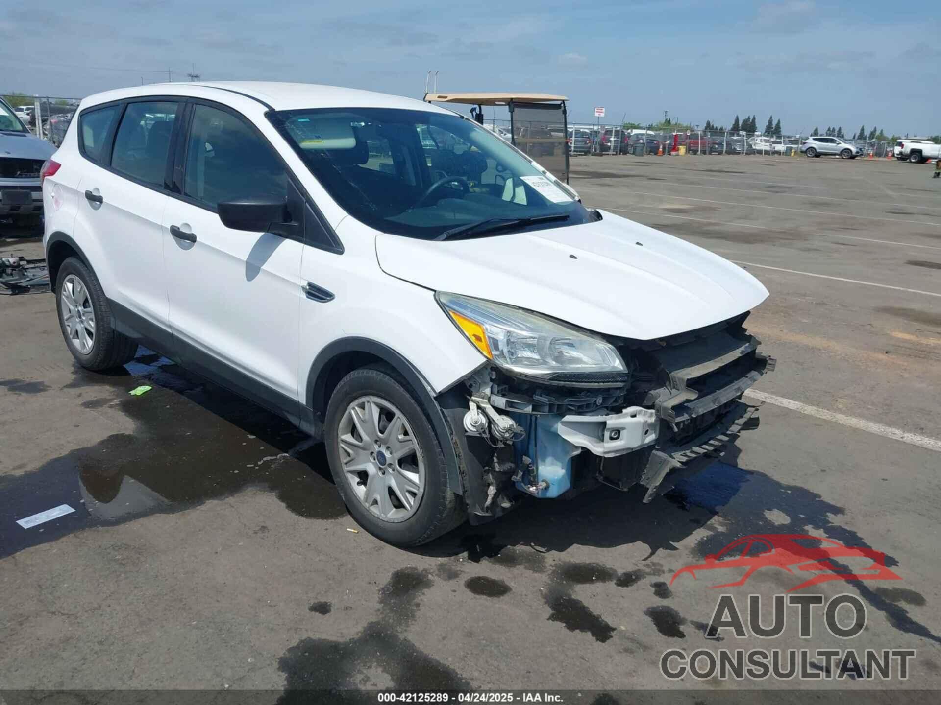 FORD ESCAPE 2015 - 1FMCU0F79FUB95938