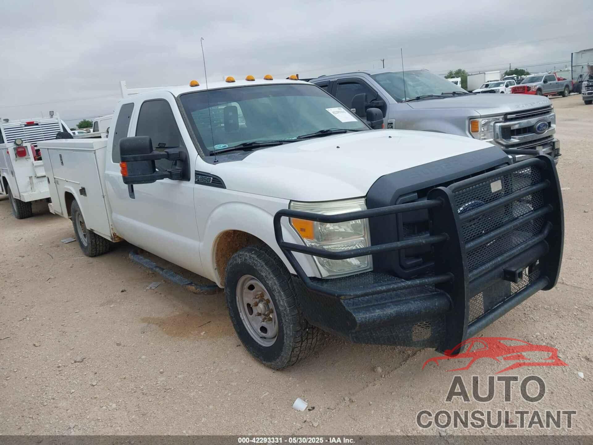 FORD F-350 CHASSIS 2015 - 1FD7X3E68FEA71639