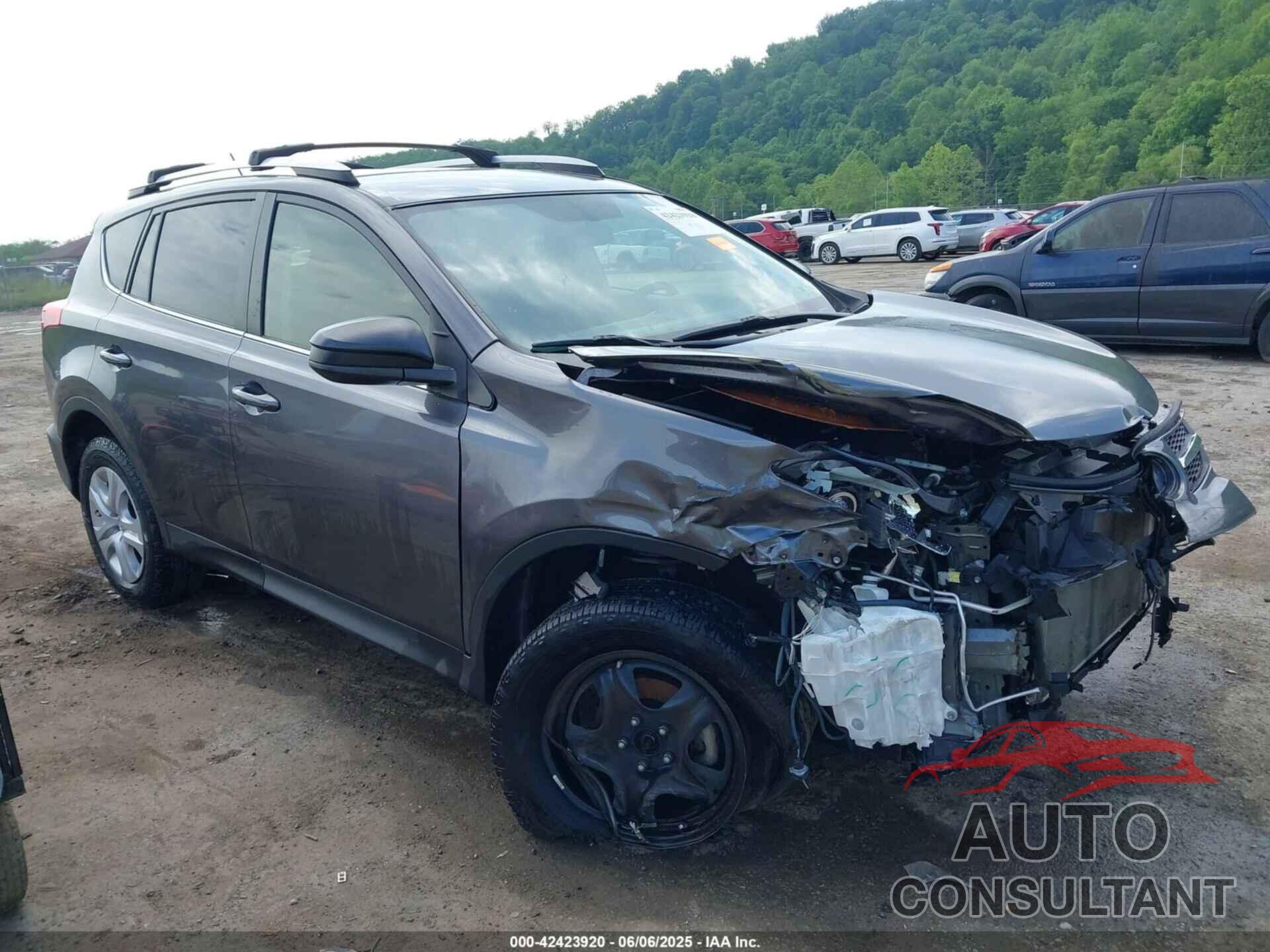 TOYOTA RAV4 2015 - JTMBFREV8FJ039910