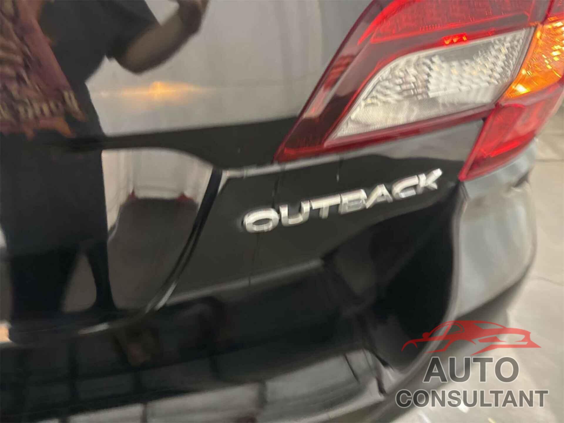 SUBARU OUTBACK 2019 - 4S4BSAFCXK3247940
