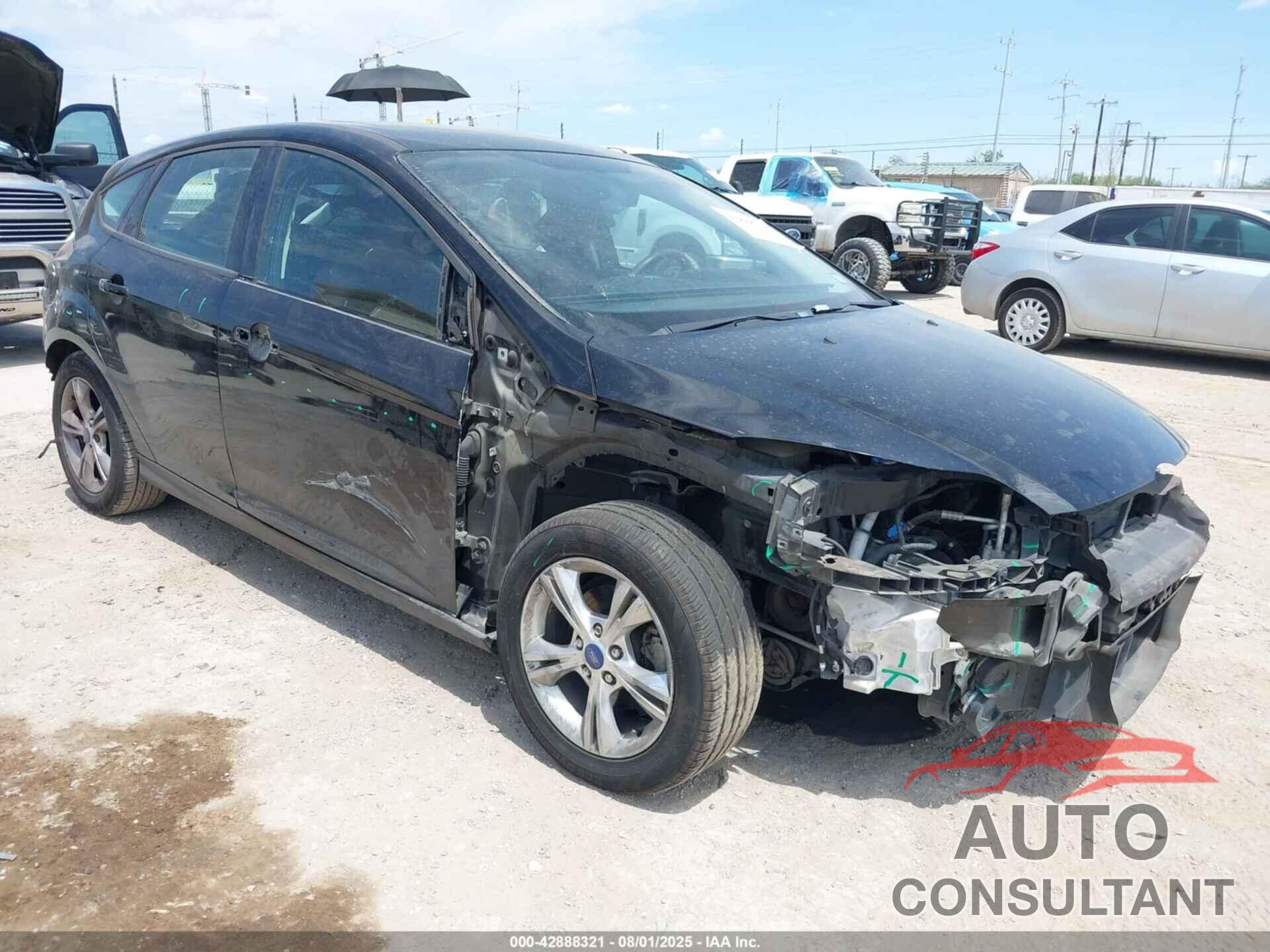 FORD FOCUS 2012 - 1FAHP3K22CL213474