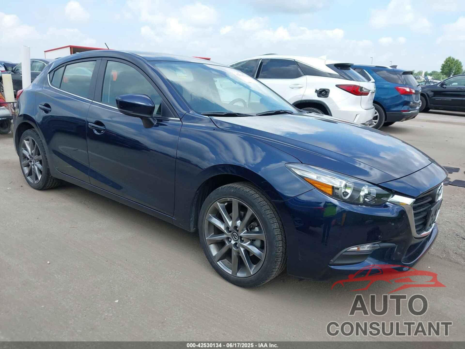 MAZDA MAZDA3 2018 - 3MZBN1L39JM204670