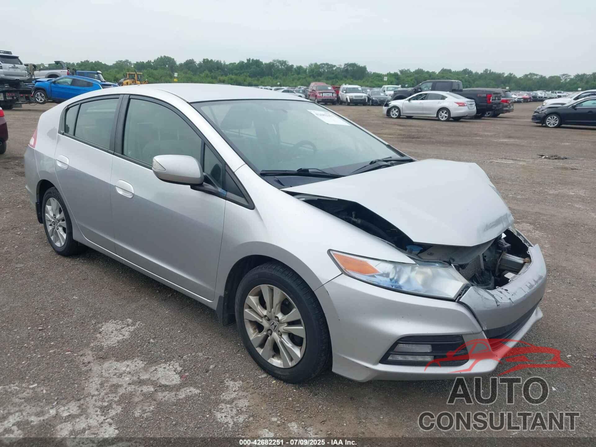 HONDA INSIGHT 2013 - JHMZE2H70DS003737
