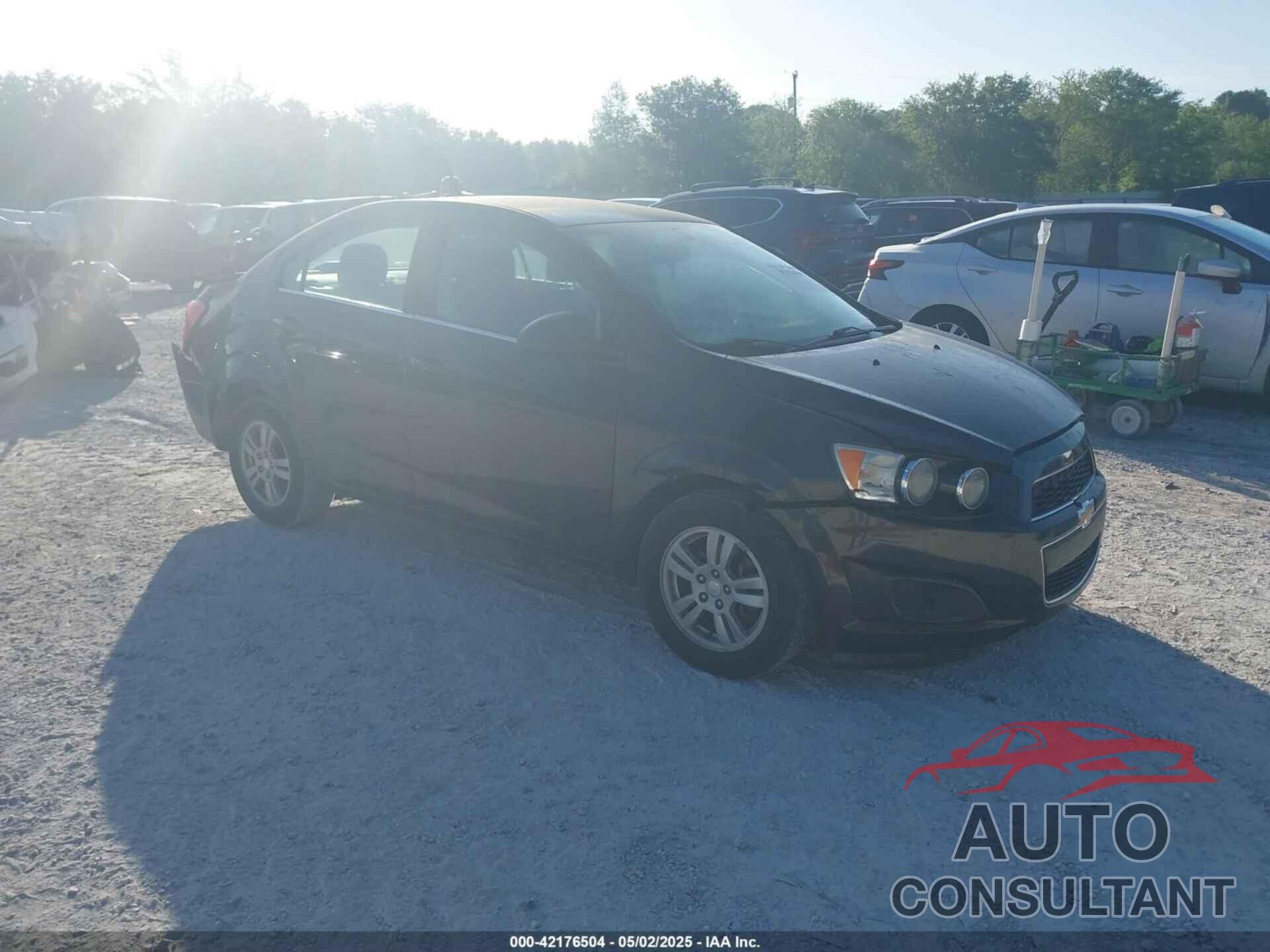 CHEVROLET SONIC 2014 - 1G1JC5SH4E4131243