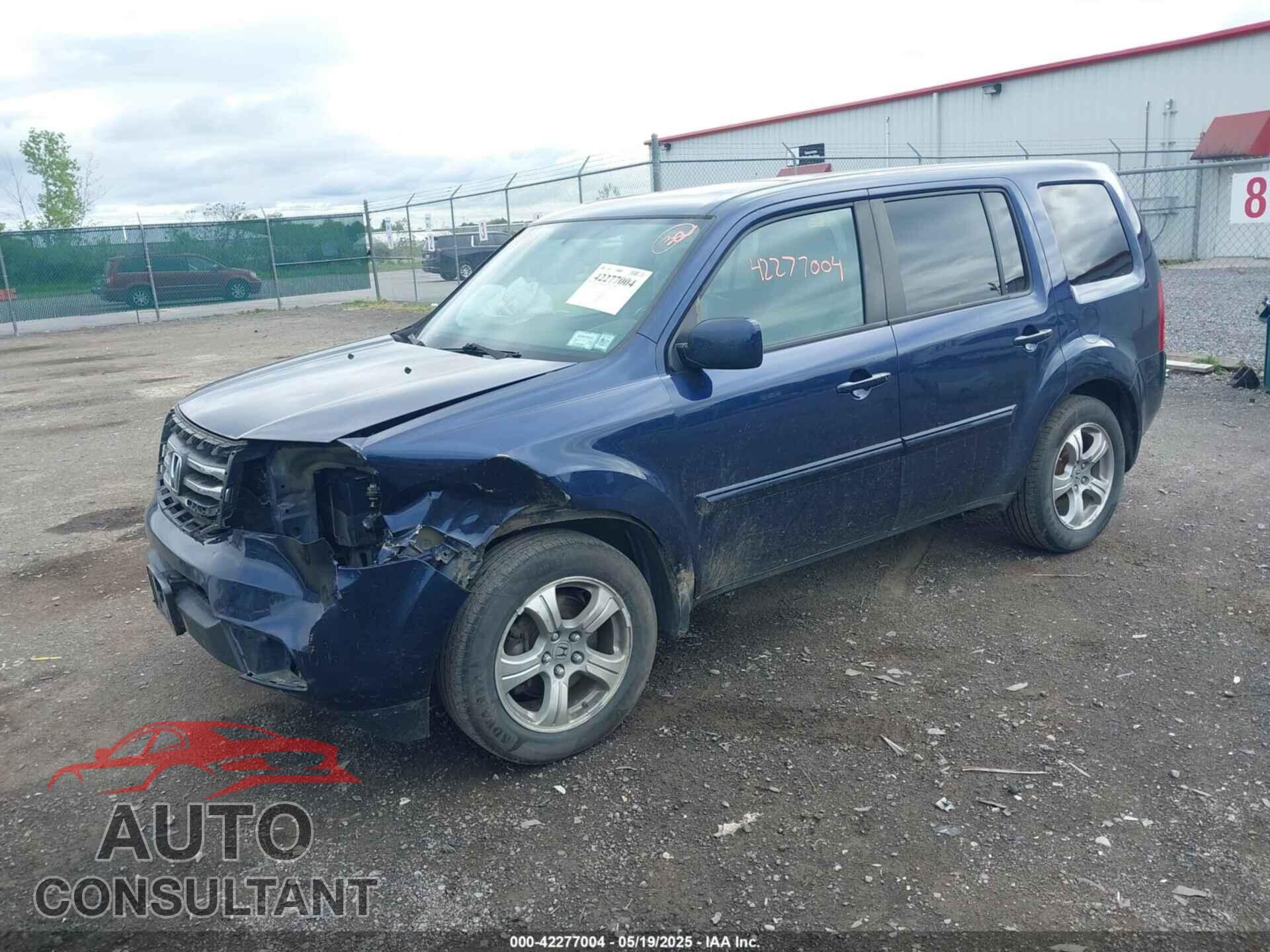 HONDA PILOT 2013 - 5FNYF4H50DB080156