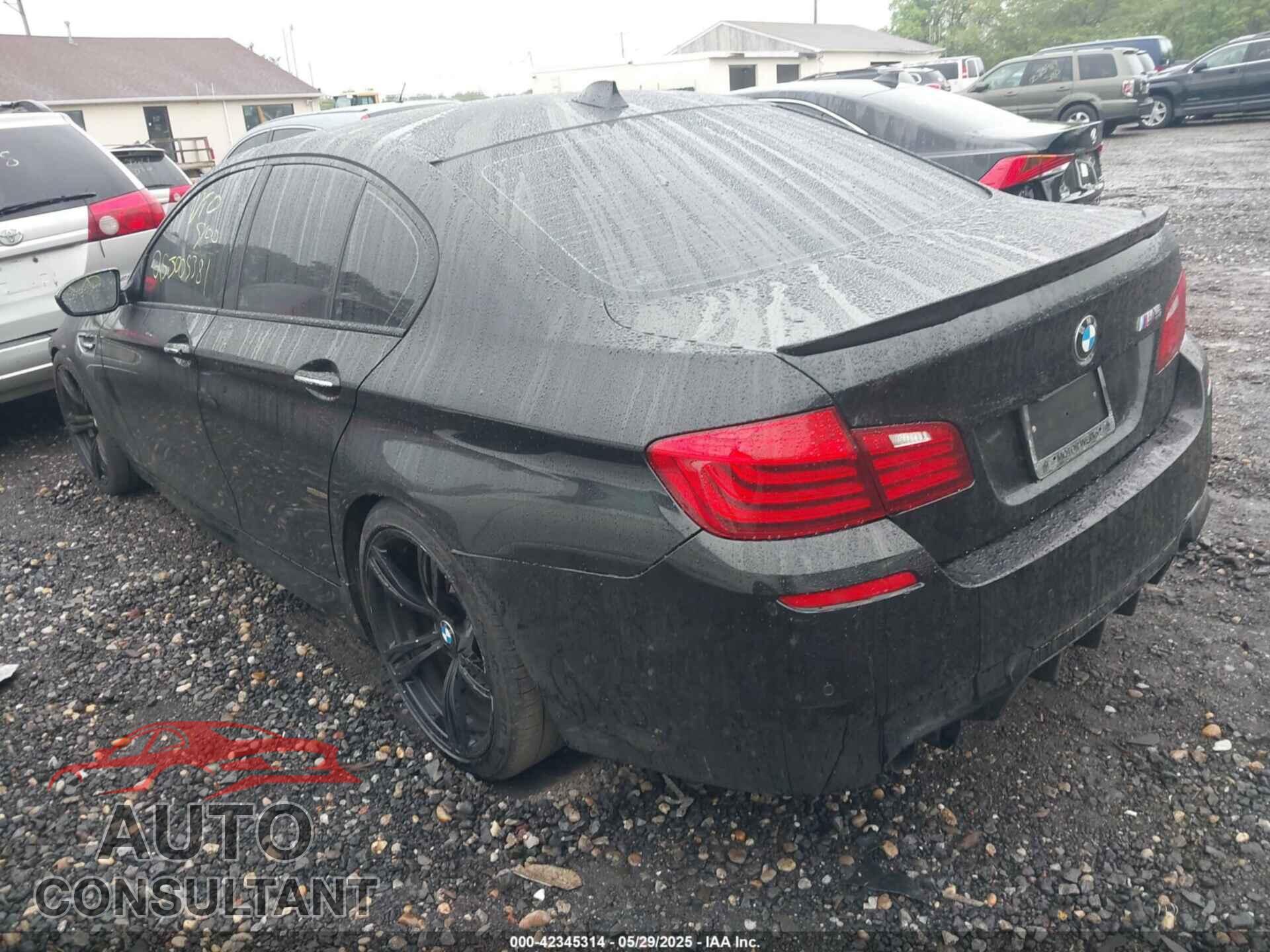 BMW M5 2015 - WBSFV9C52FD595287