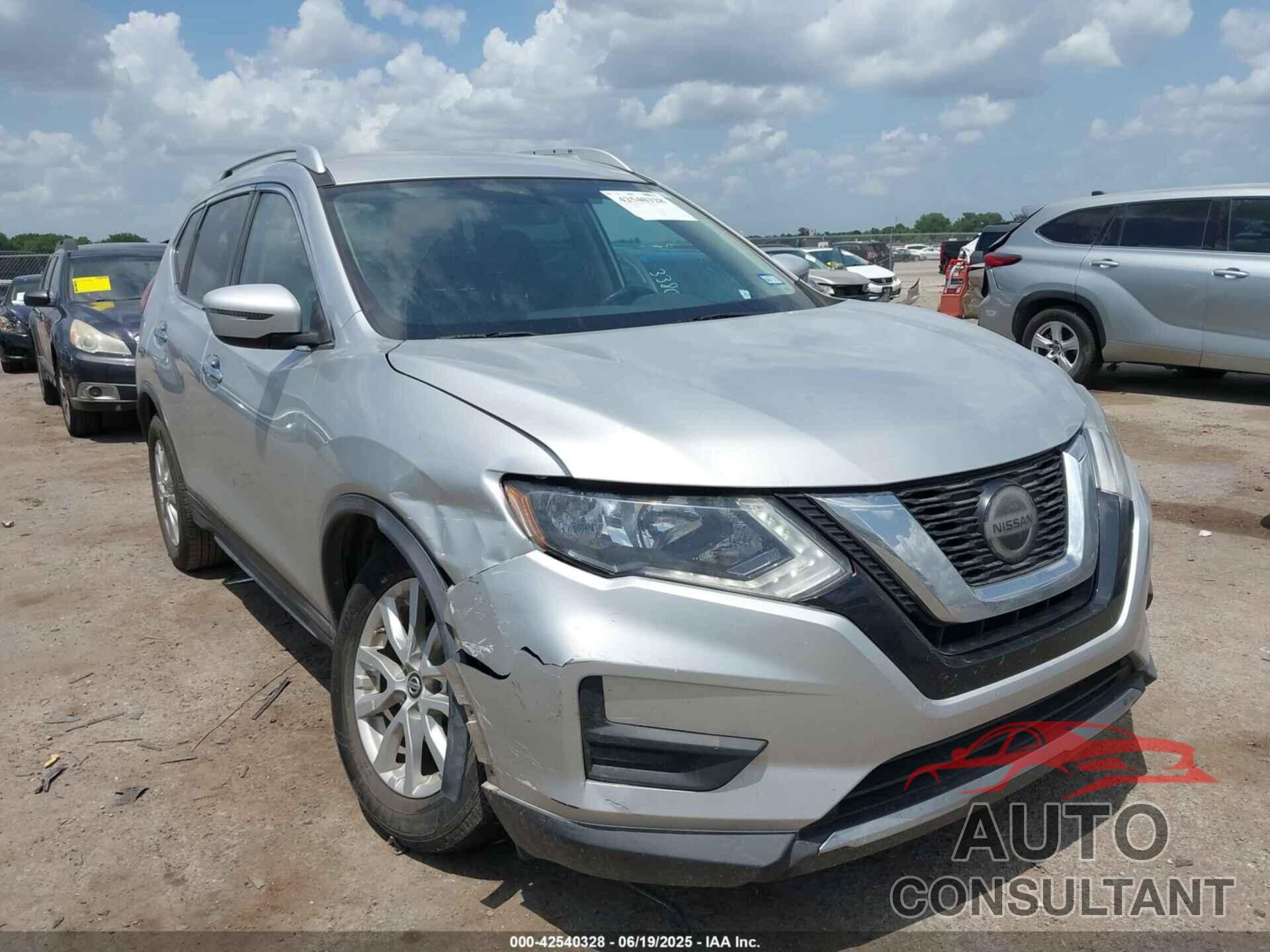 NISSAN ROGUE 2018 - KNMAT2MV9JP513611