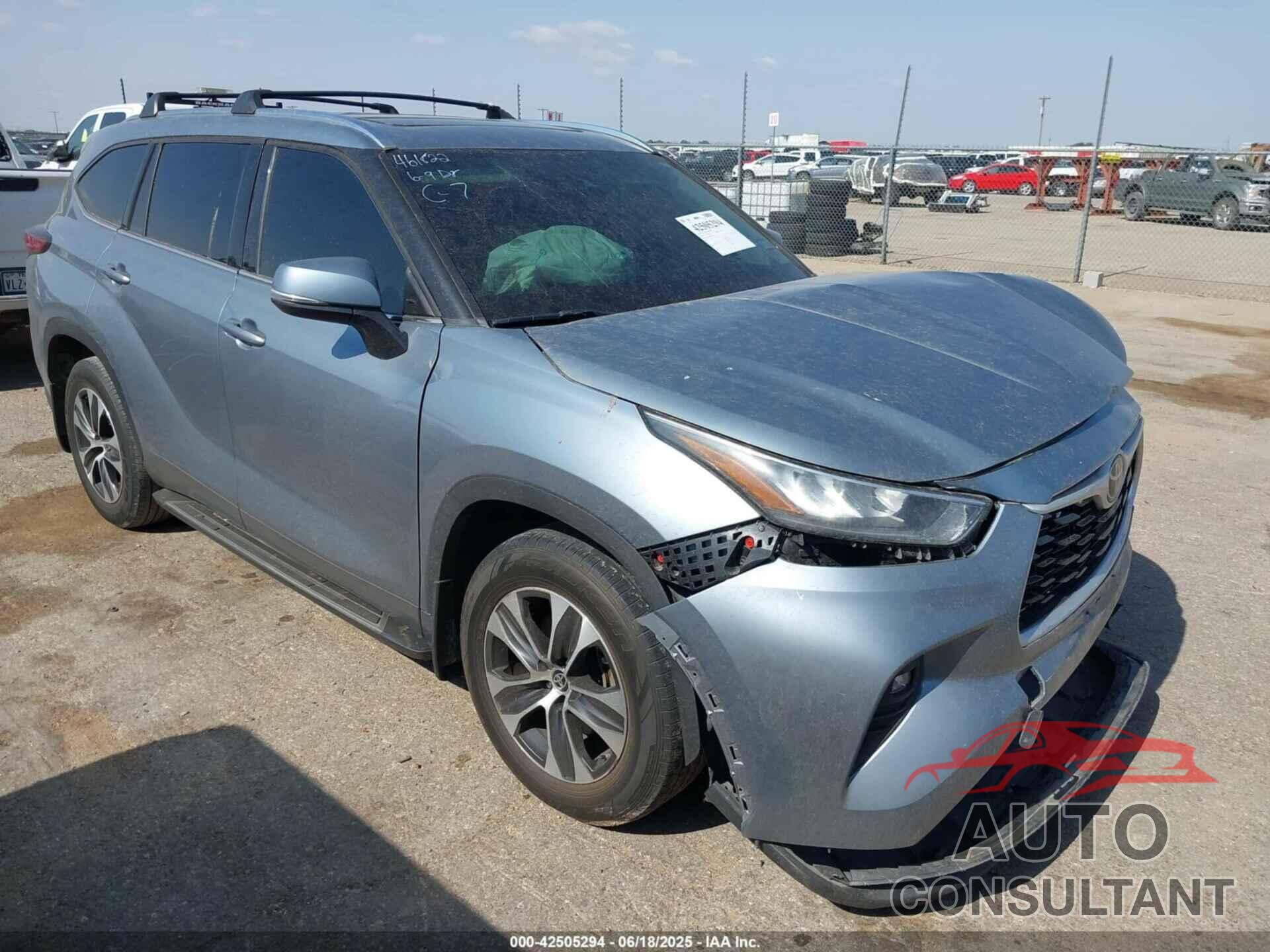 TOYOTA HIGHLANDER 2020 - 5TDGZRAH4LS028656