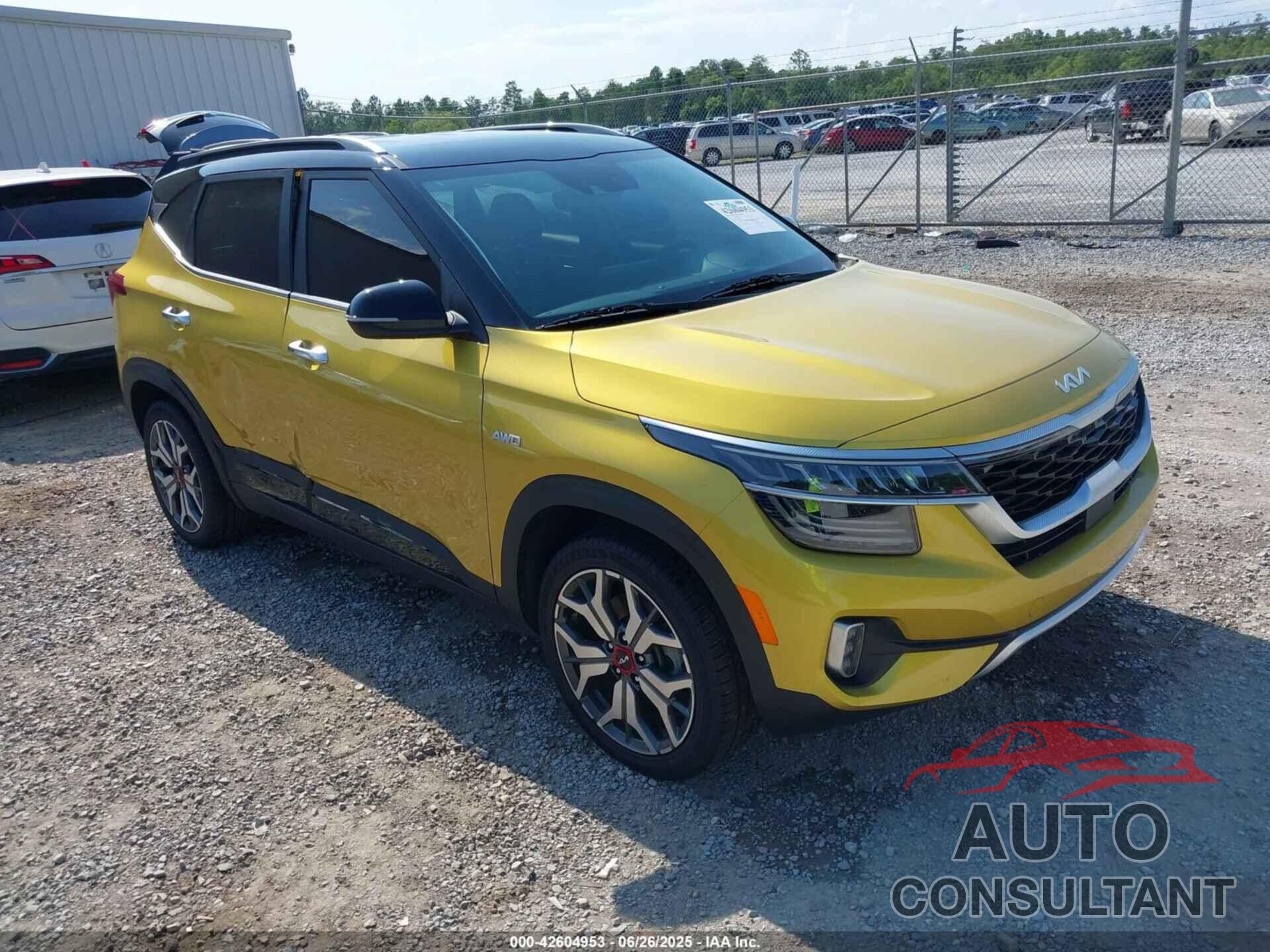 KIA SELTOS 2023 - KNDETCA25P7443311