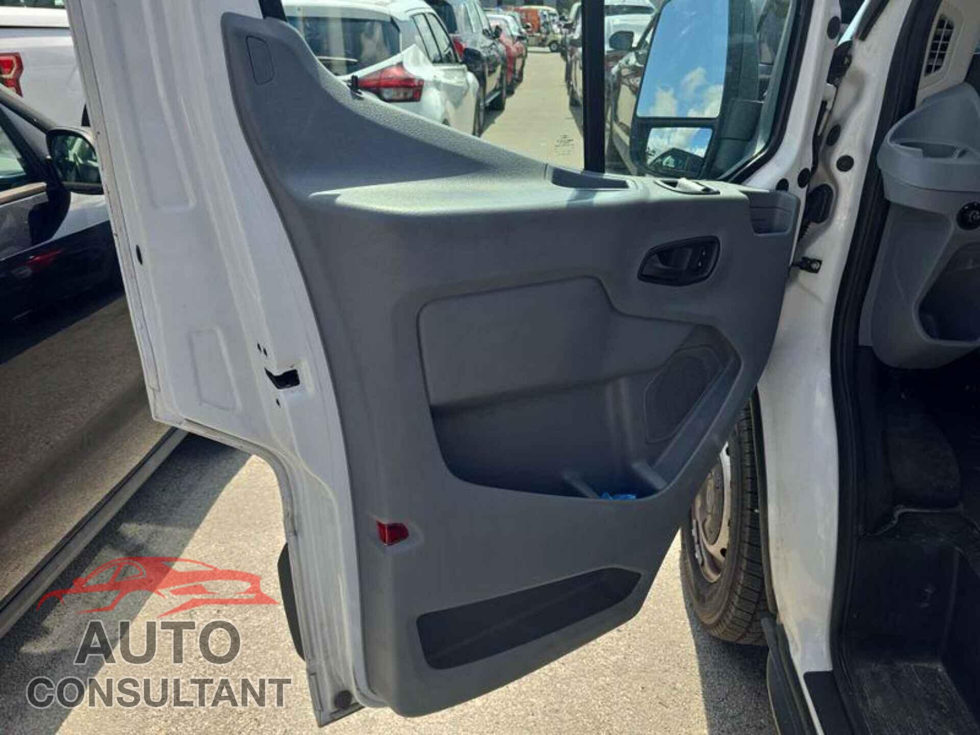 FORD TRANSIT 2018 - 1FTYE1CM4JKB42284