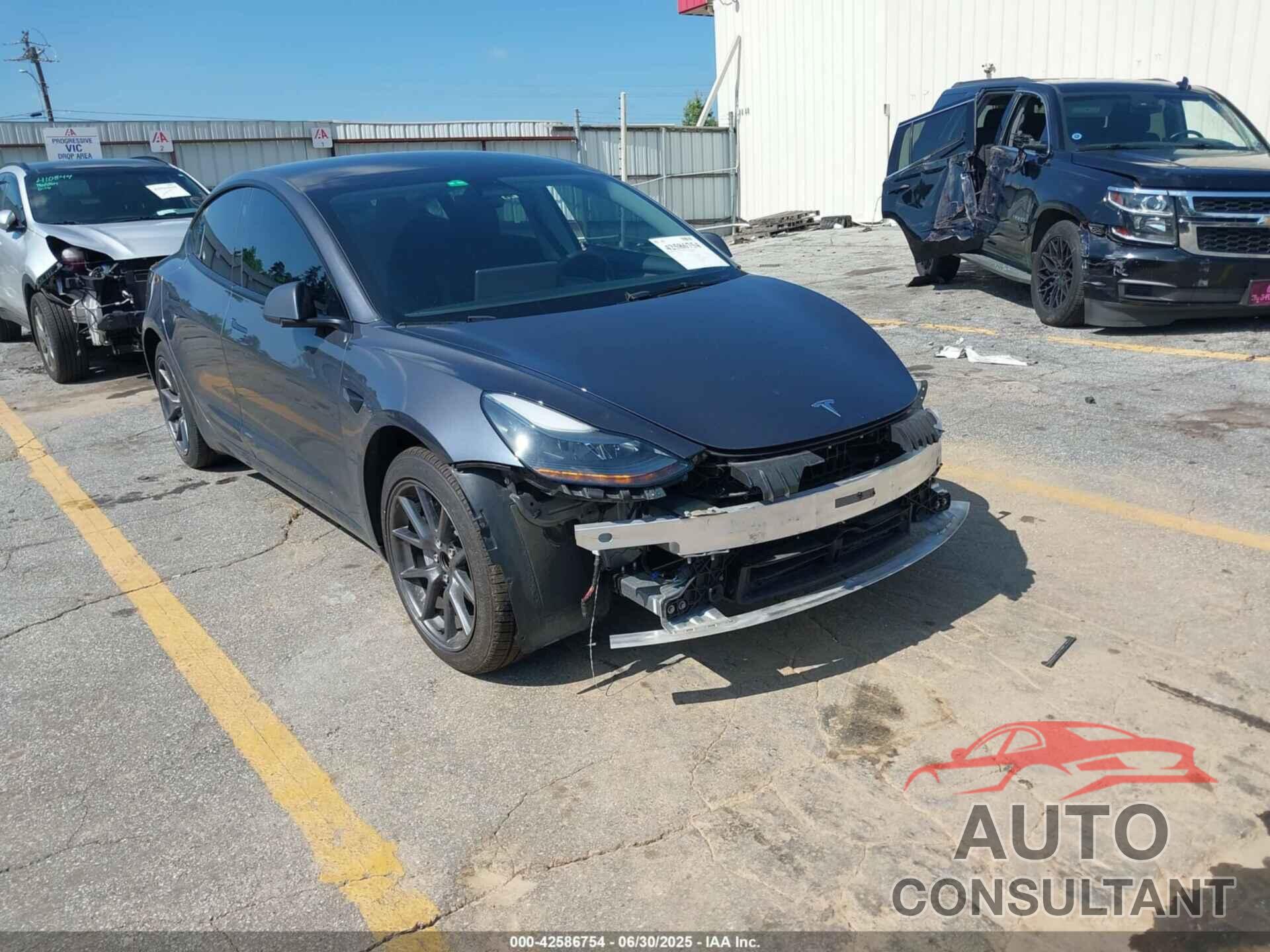 TESLA MODEL 3 2023 - 5YJ3E1EA4PF542817