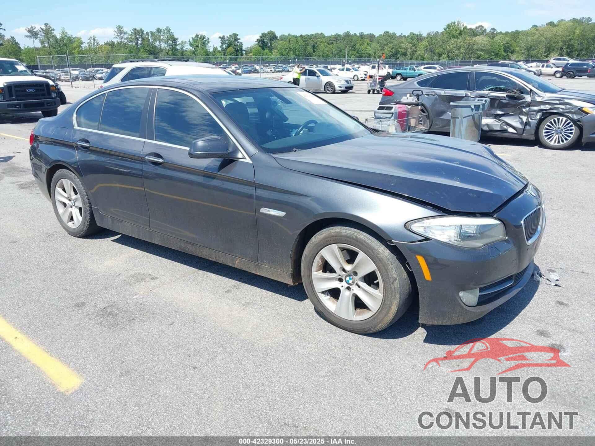 BMW 528I 2011 - WBAFR1C52BC744839