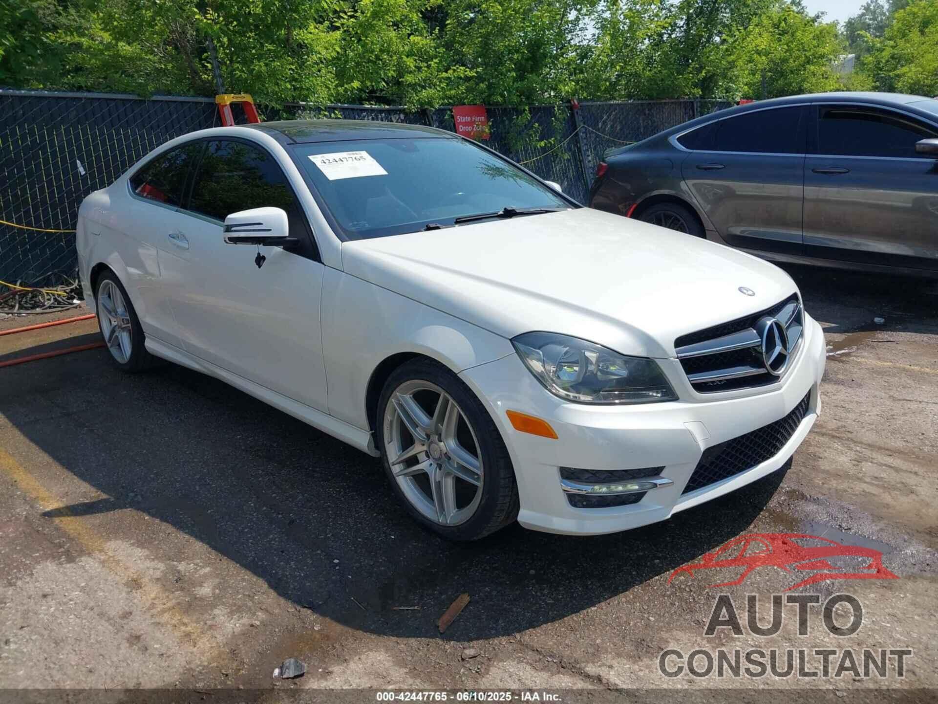 MERCEDES-BENZ C 250 2014 - WDDGJ4HB9EG186697