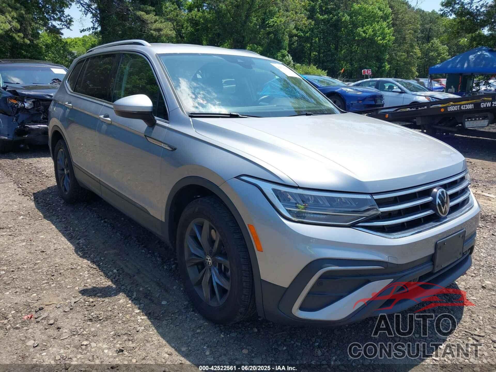 VOLKSWAGEN TIGUAN 2022 - 3VV2B7AX2NM074369