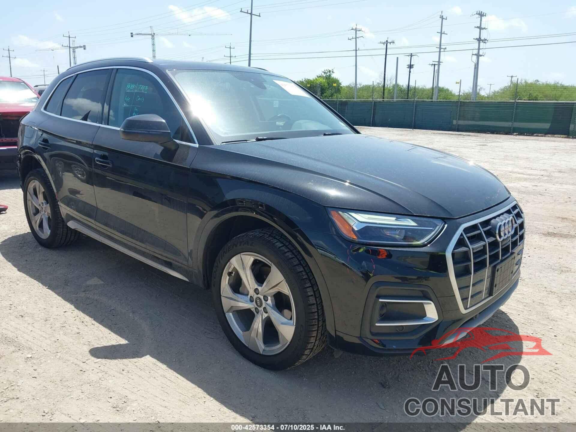 AUDI Q5 2021 - WA1BAAFY3M2100624