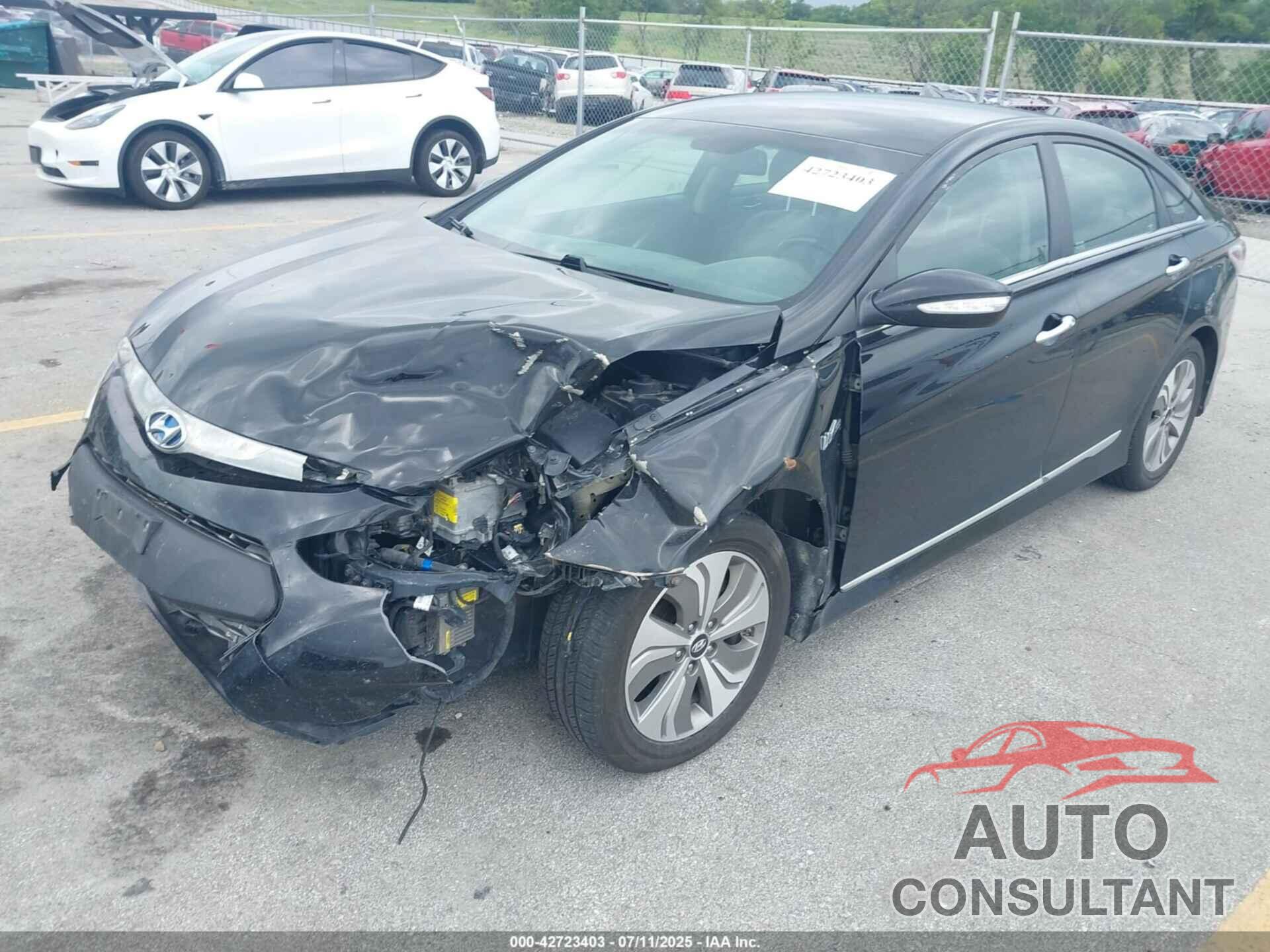 HYUNDAI SONATA HYBRID 2015 - KMHEC4A41FA130731