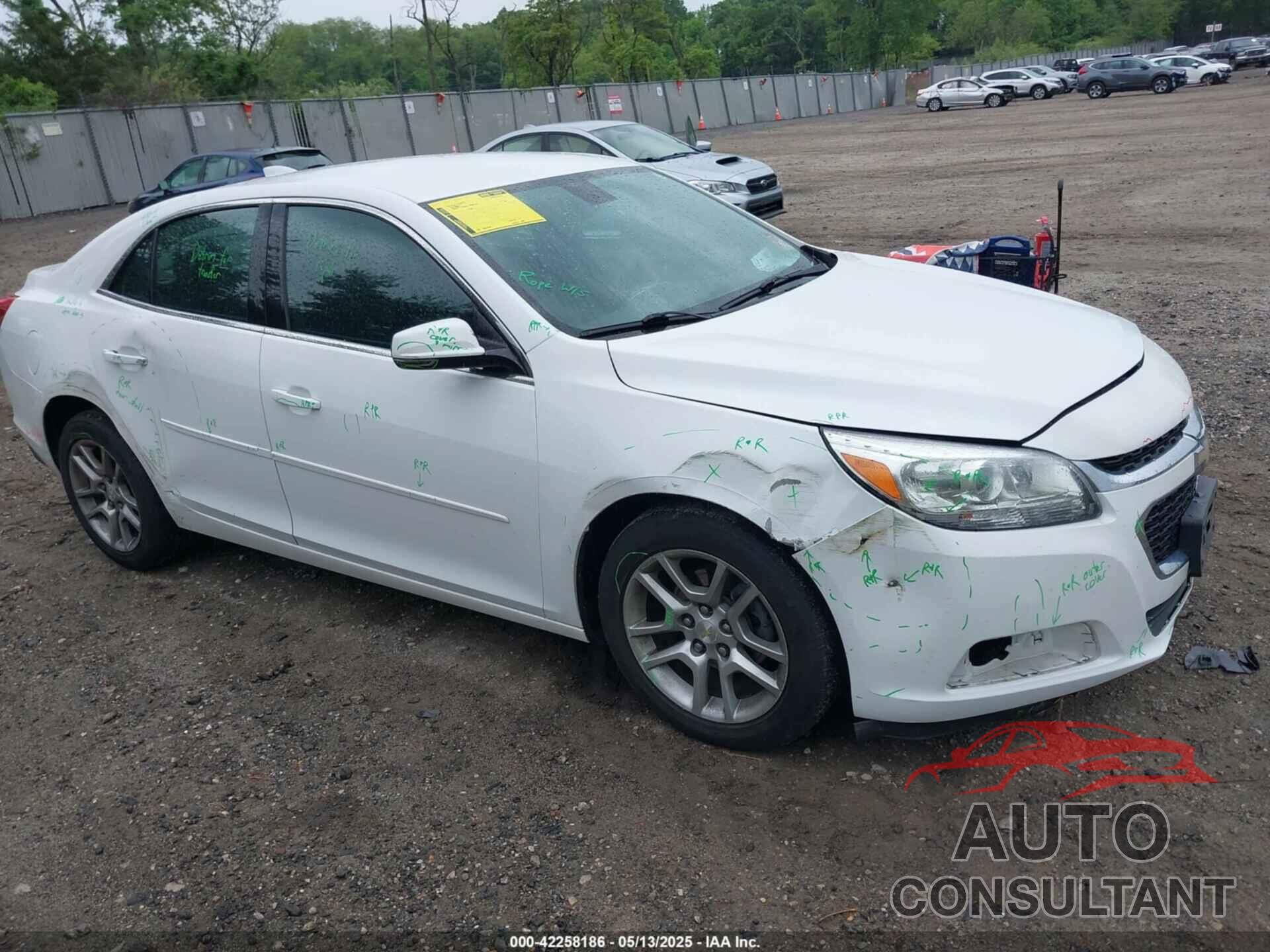 CHEVROLET MALIBU 2015 - 1G11C5SL8FF111961