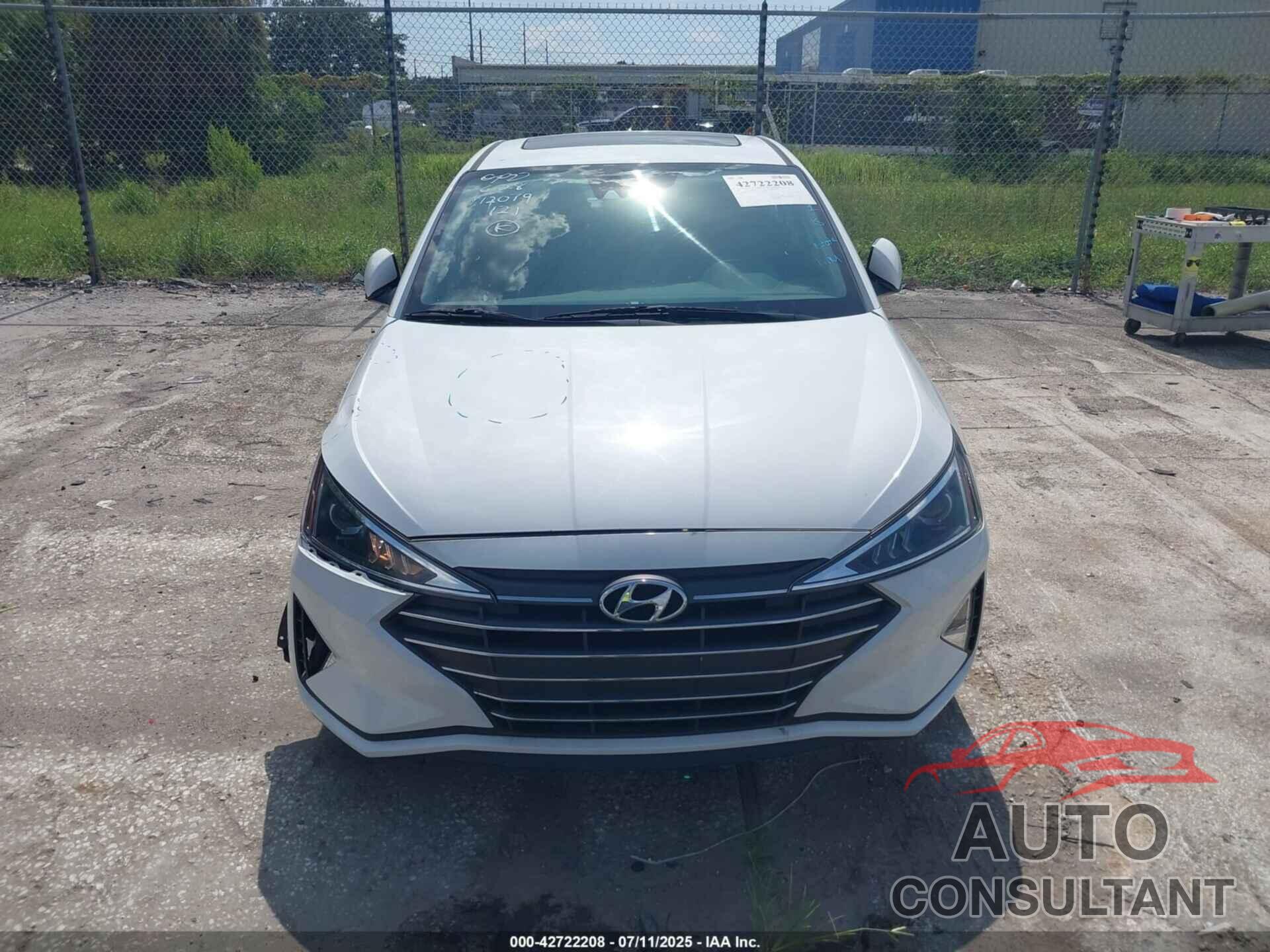 HYUNDAI ELANTRA 2020 - 5NPD84LF7LH554130