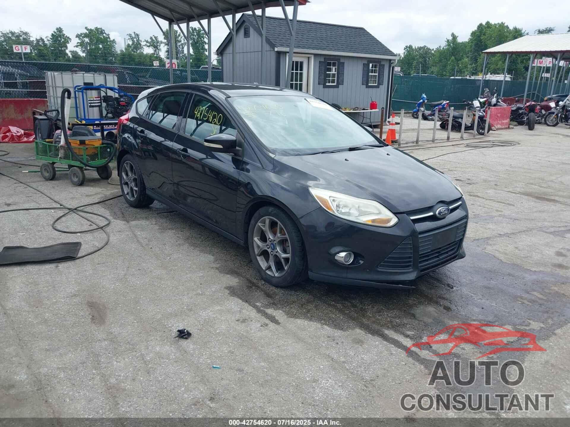 FORD FOCUS 2013 - 1FADP3K23DL217954