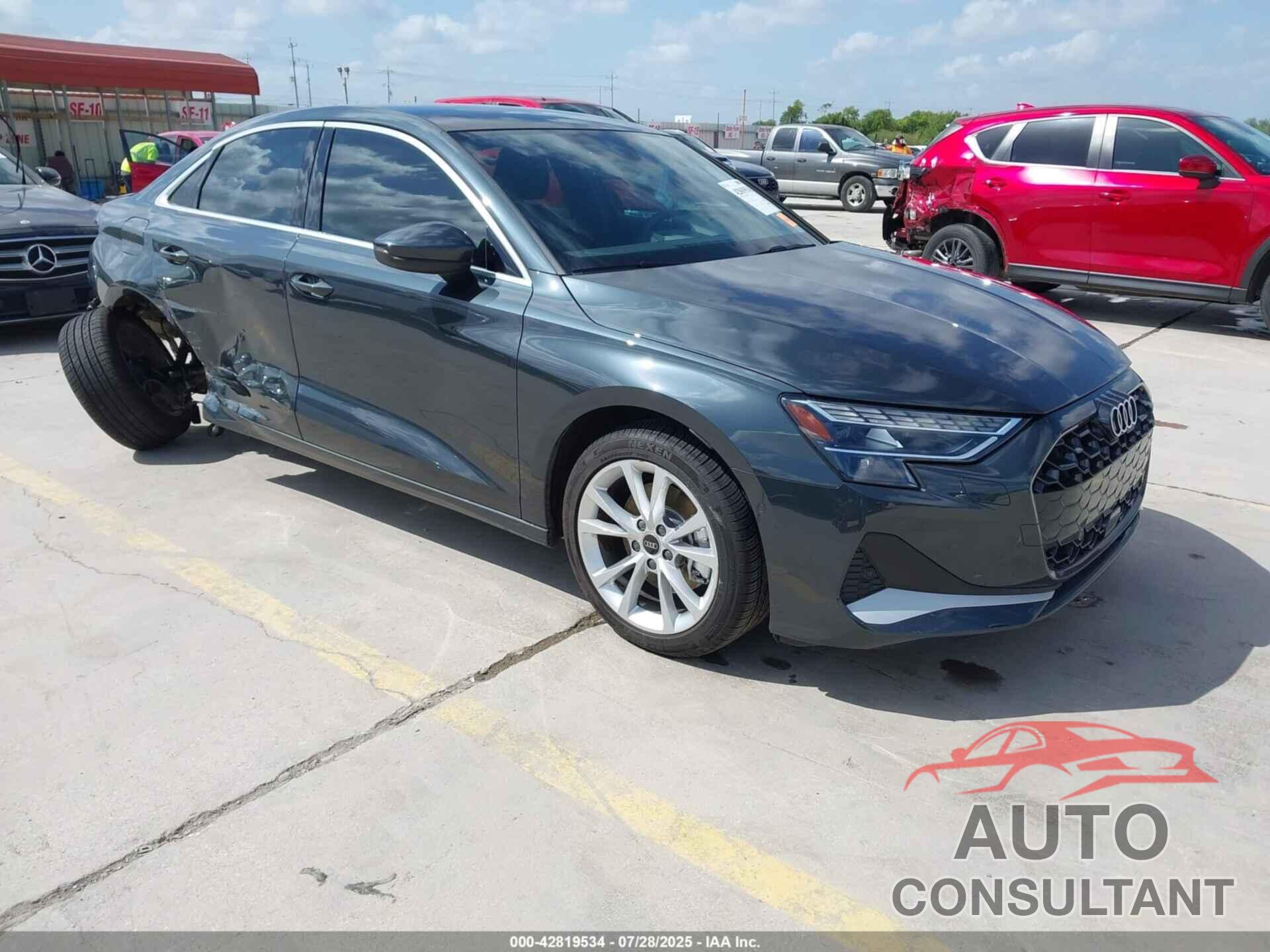 AUDI A3 2025 - WAUGUDGY9SA044725