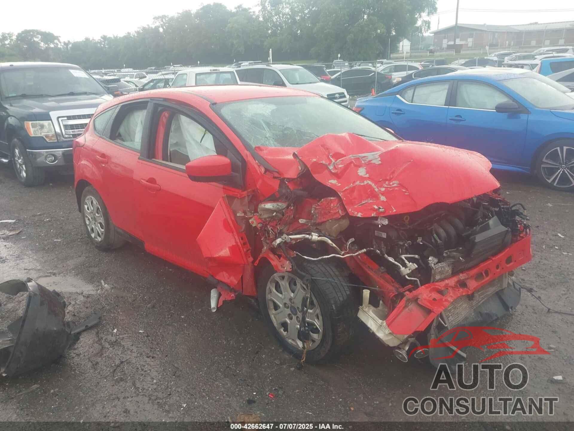 FORD FOCUS 2012 - 1FAHP3K28CL248889