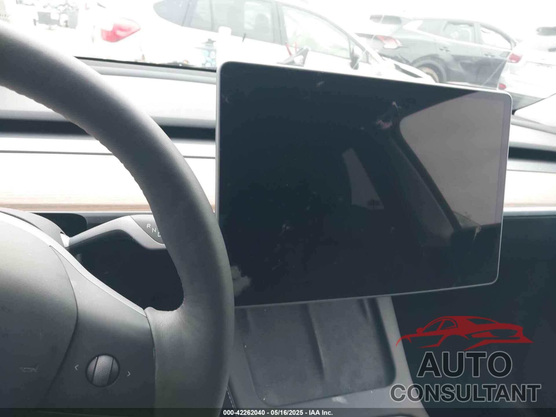 TESLA MODEL Y 2023 - 7SAYGDEE4PF807551