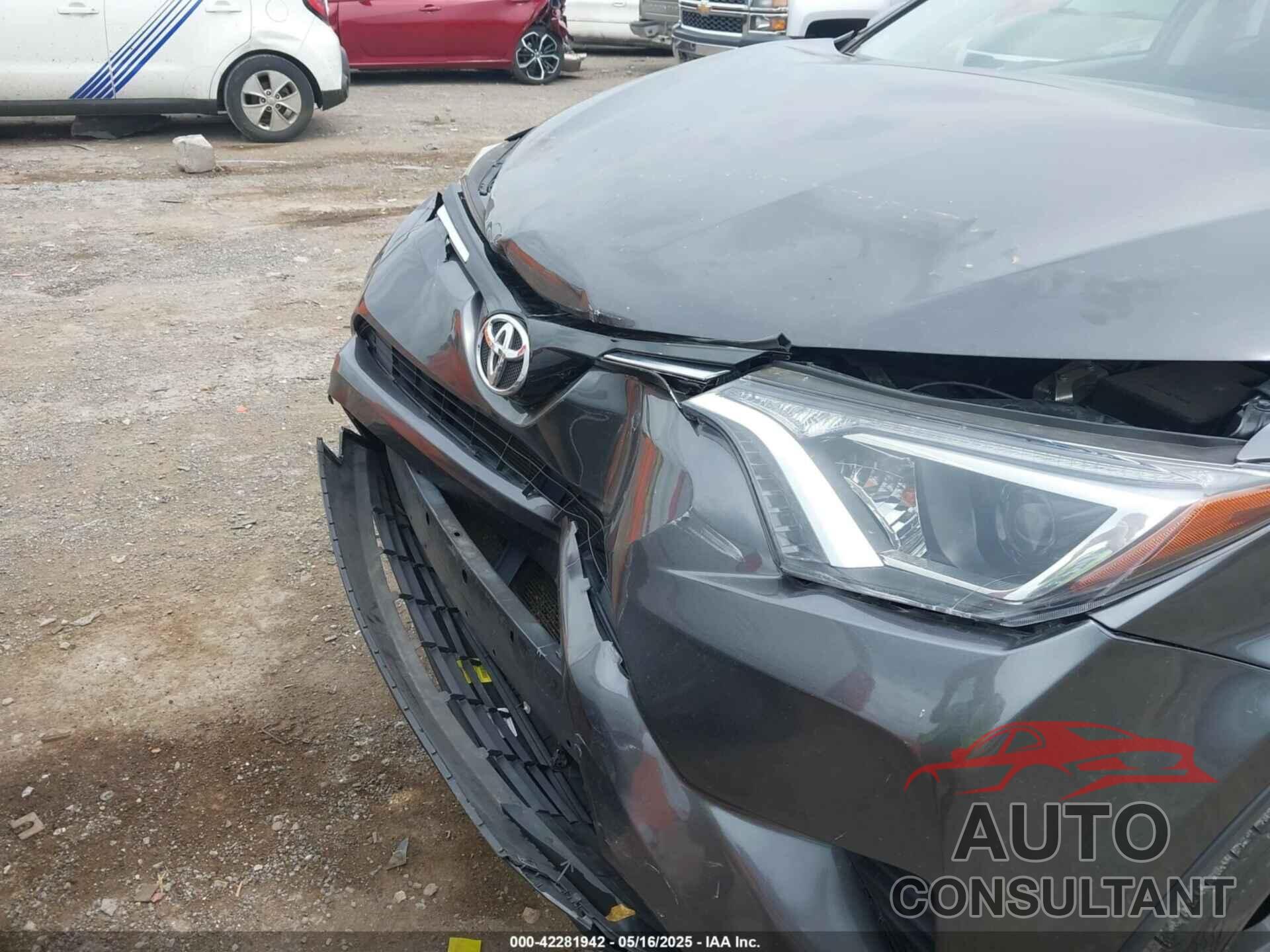TOYOTA RAV4 2016 - JTMZFREVXGJ072715