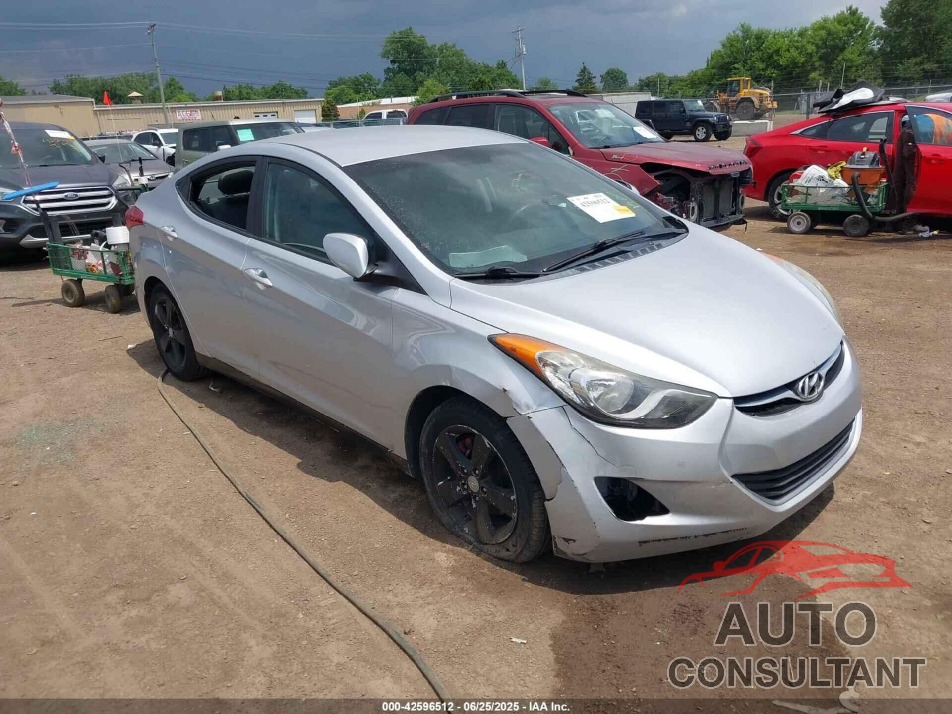 HYUNDAI ELANTRA 2012 - 5NPDH4AE5CH144775