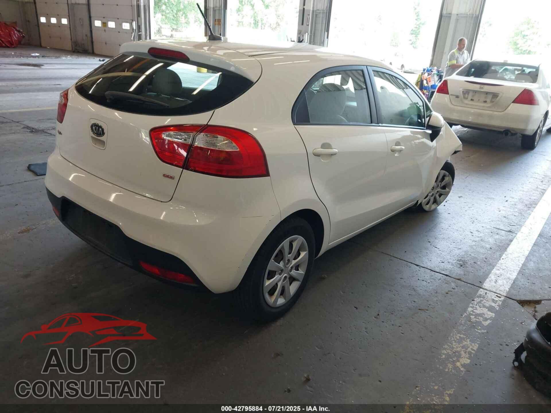 KIA RIO5 2012 - KNADM5A3XC6081325