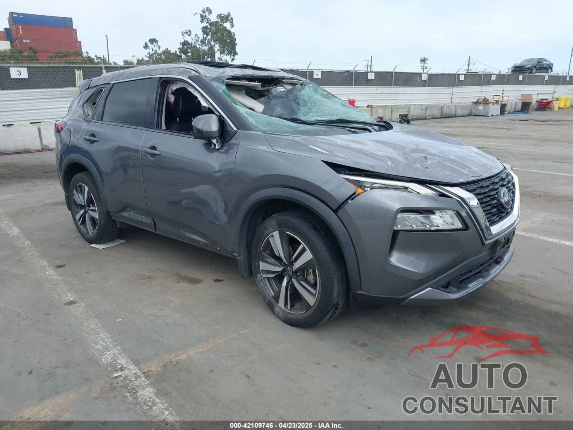 NISSAN ROGUE 2022 - 5N1BT3CA3NC713269
