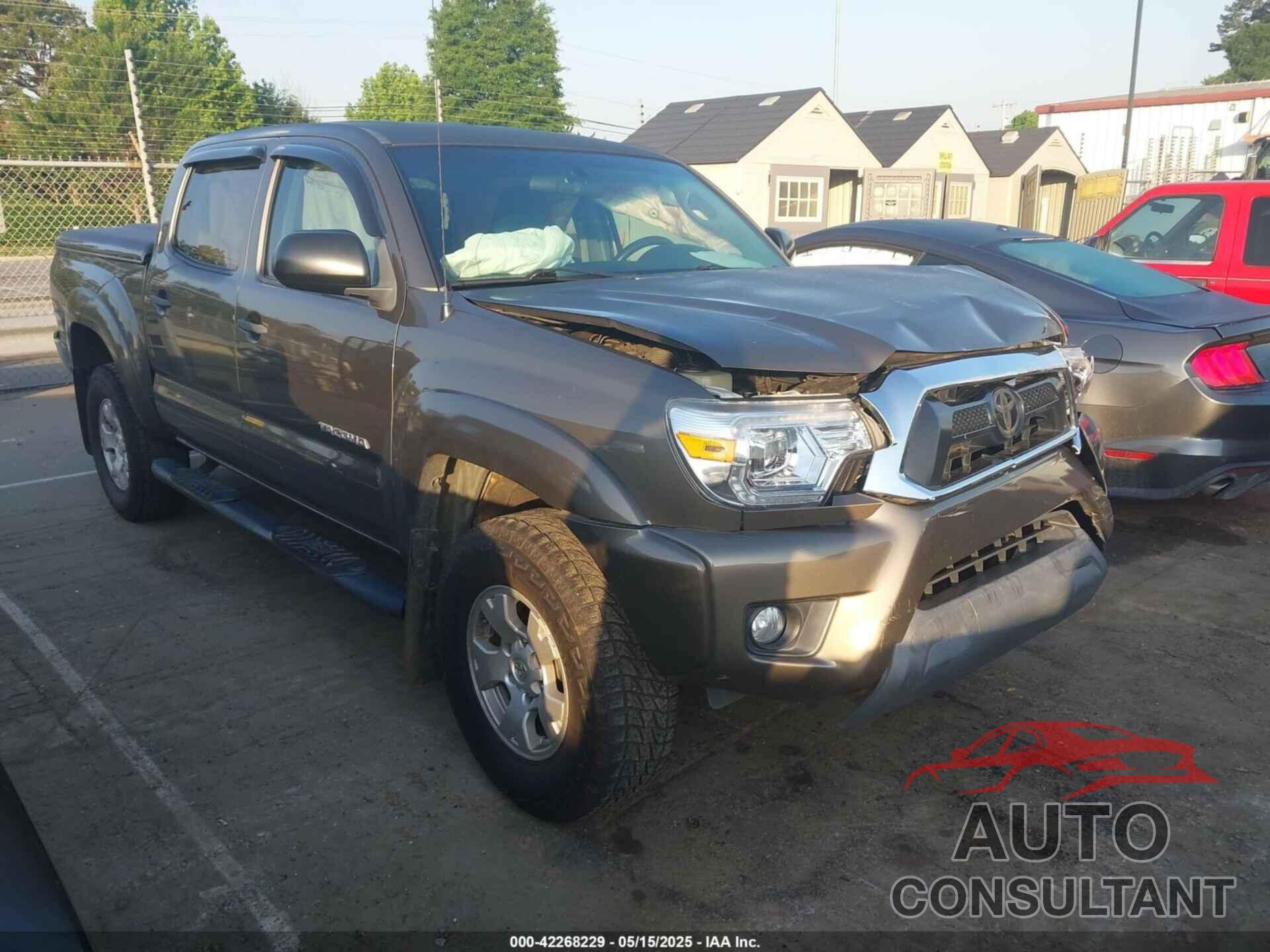 TOYOTA TACOMA 2015 - 5TFJU4GN1FX065621