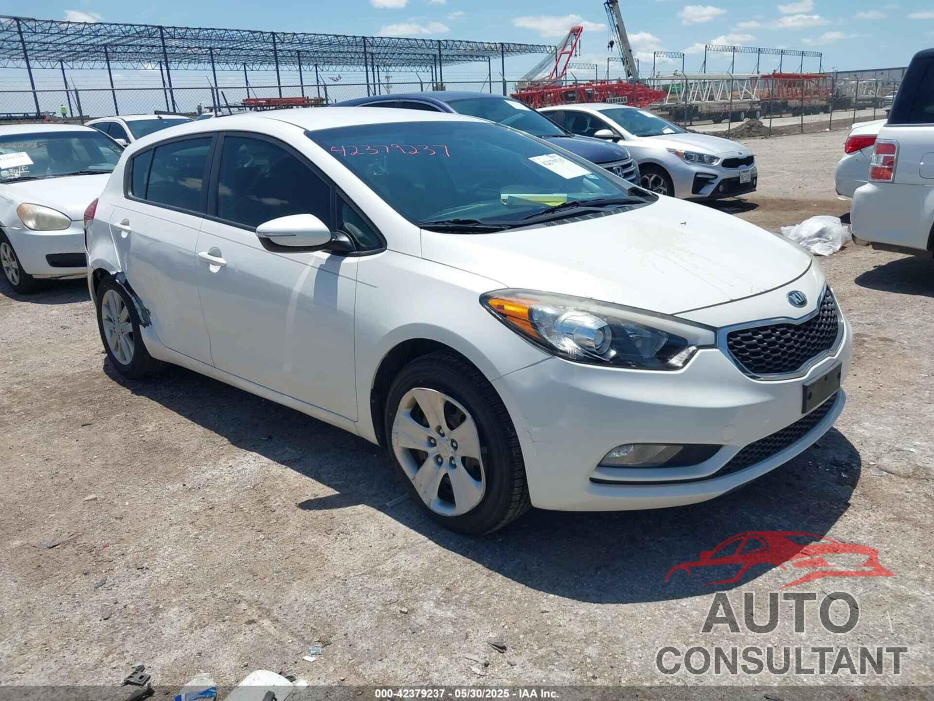 KIA FORTE 2016 - KNAFK5A85G5584833