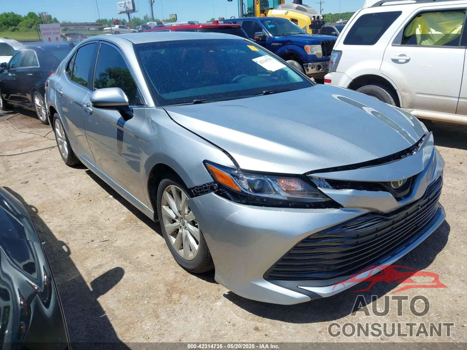 TOYOTA CAMRY 2018 - JTNB11HK5J3016515