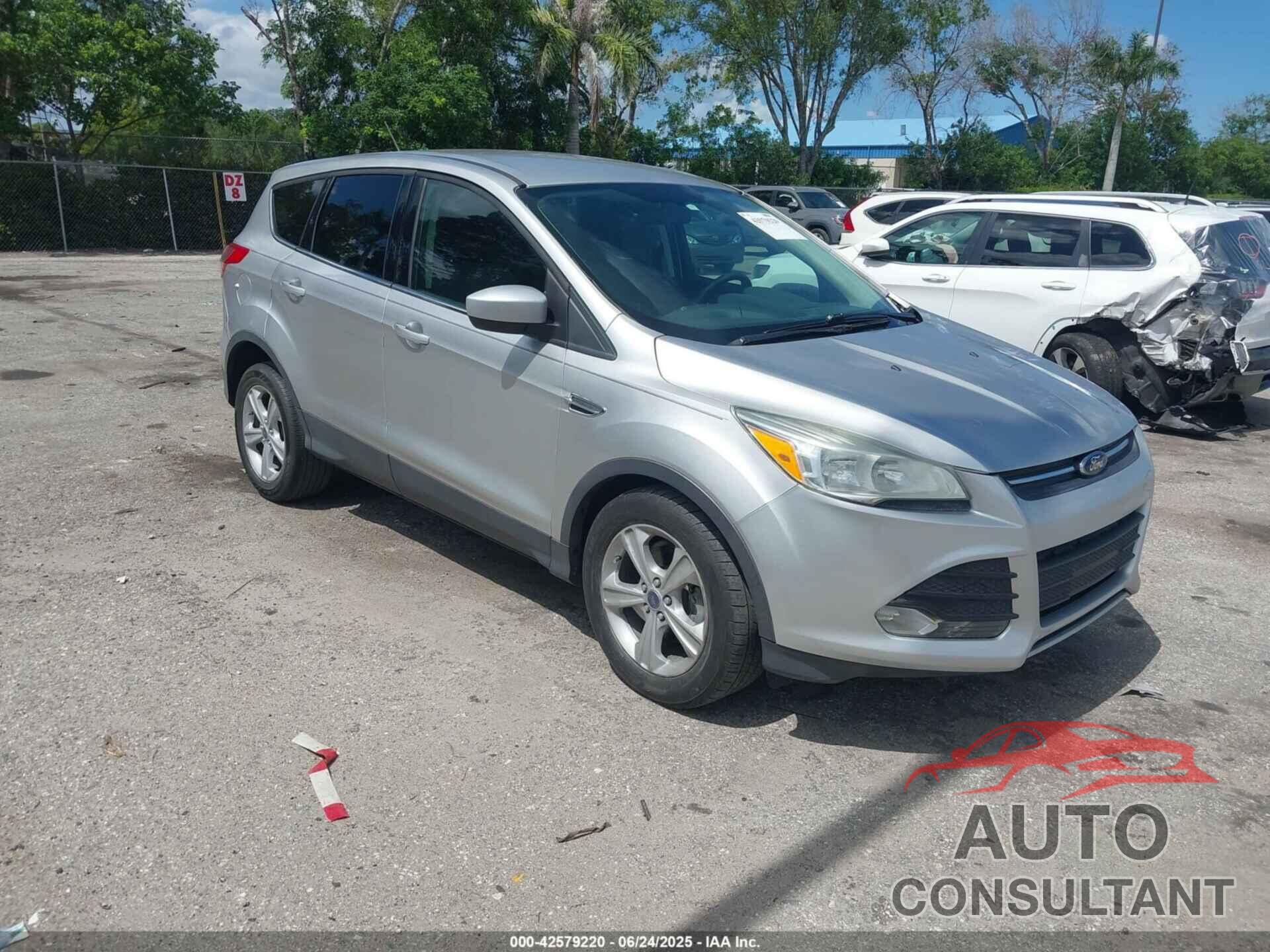 FORD ESCAPE 2014 - 1FMCU0GX3EUE21257