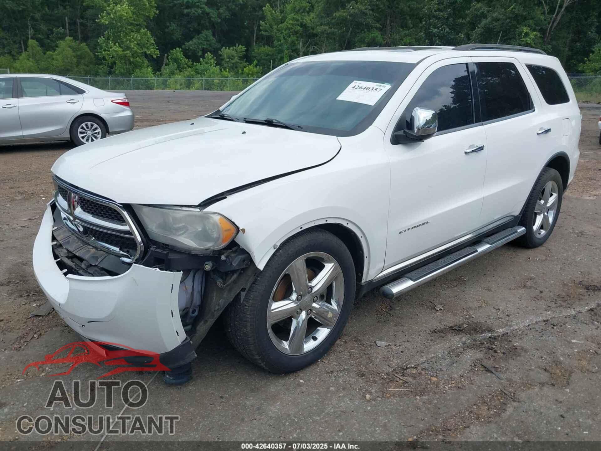 DODGE DURANGO 2013 - 1C4SDHET2DC637412