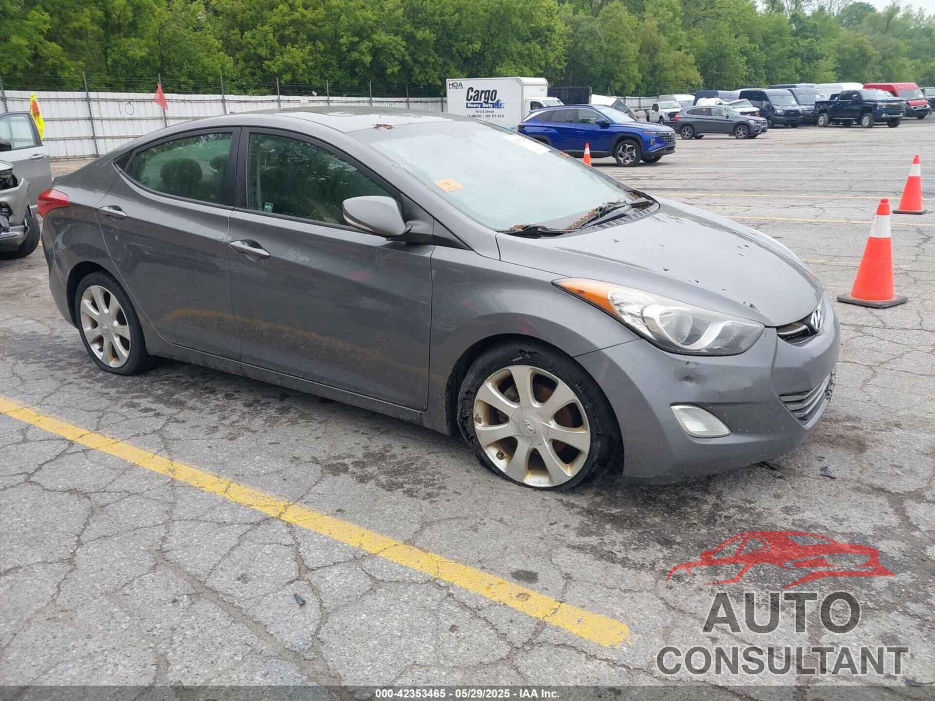 HYUNDAI ELANTRA 2012 - 5NPDH4AE9CH082409