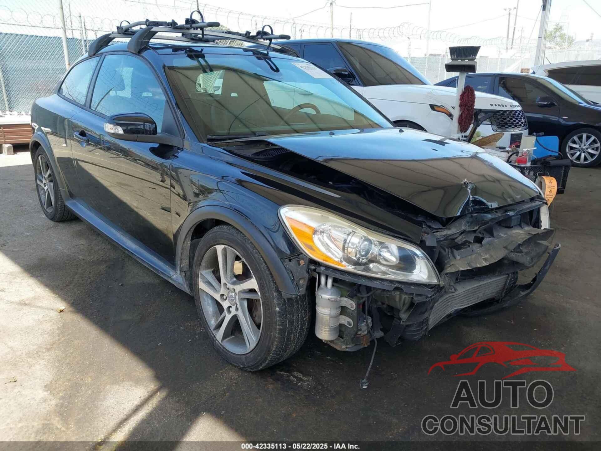 VOLVO C30 2013 - YV1672MK6D2300885