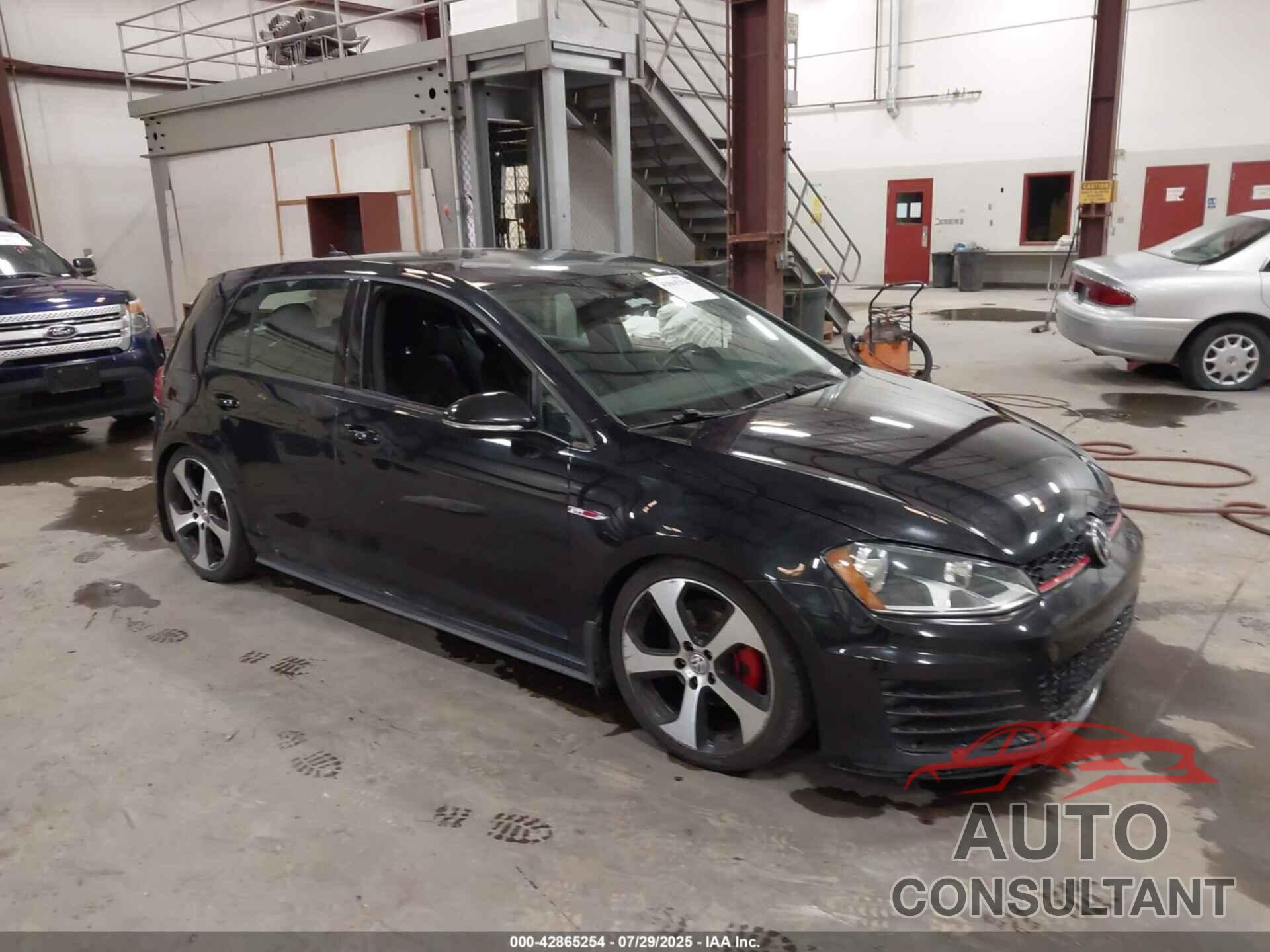 VOLKSWAGEN GOLF GTI 2017 - 3VW5T7AU9HM070853