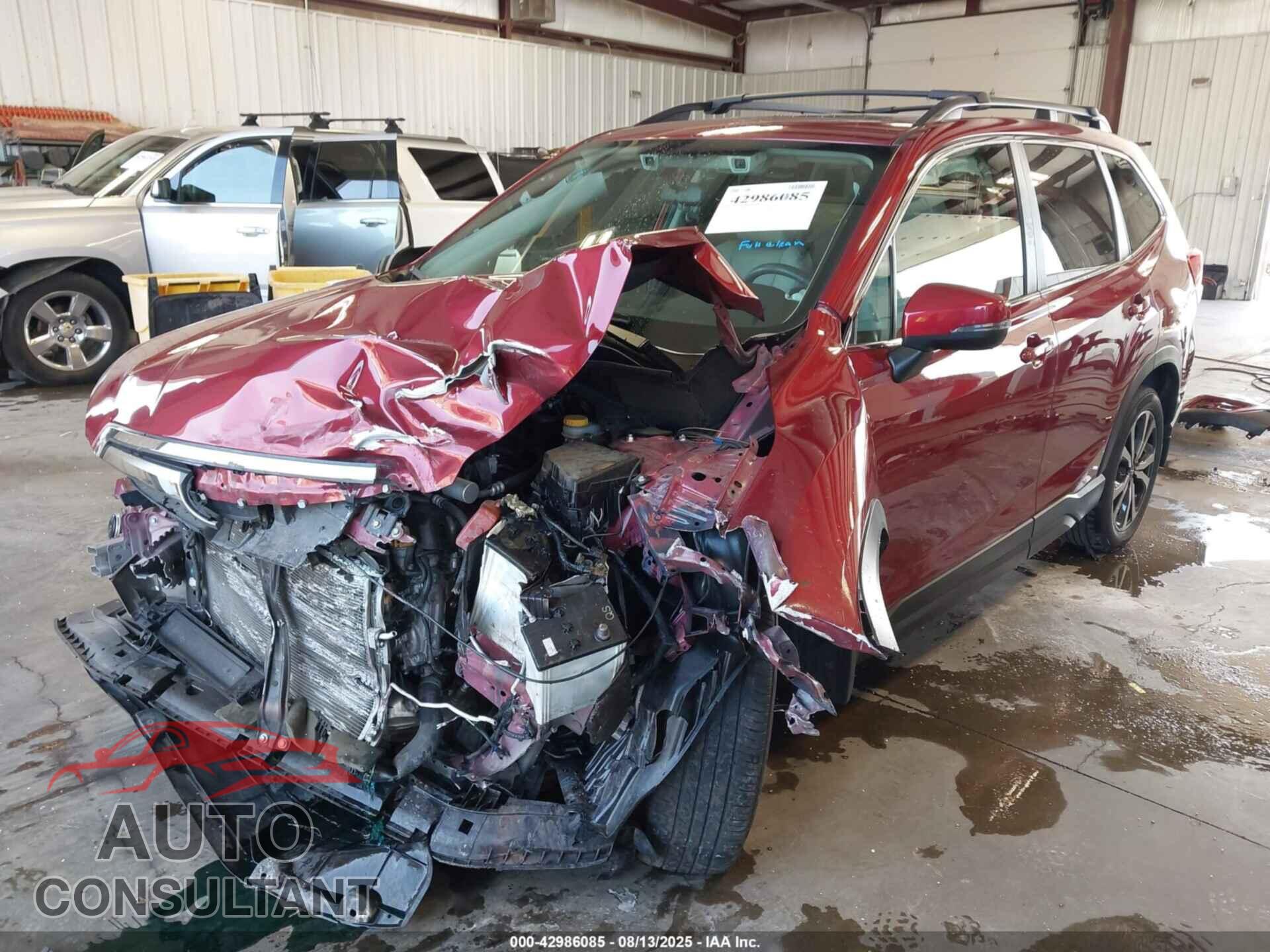 SUBARU FORESTER 2019 - JF2SKAUC7KH538357