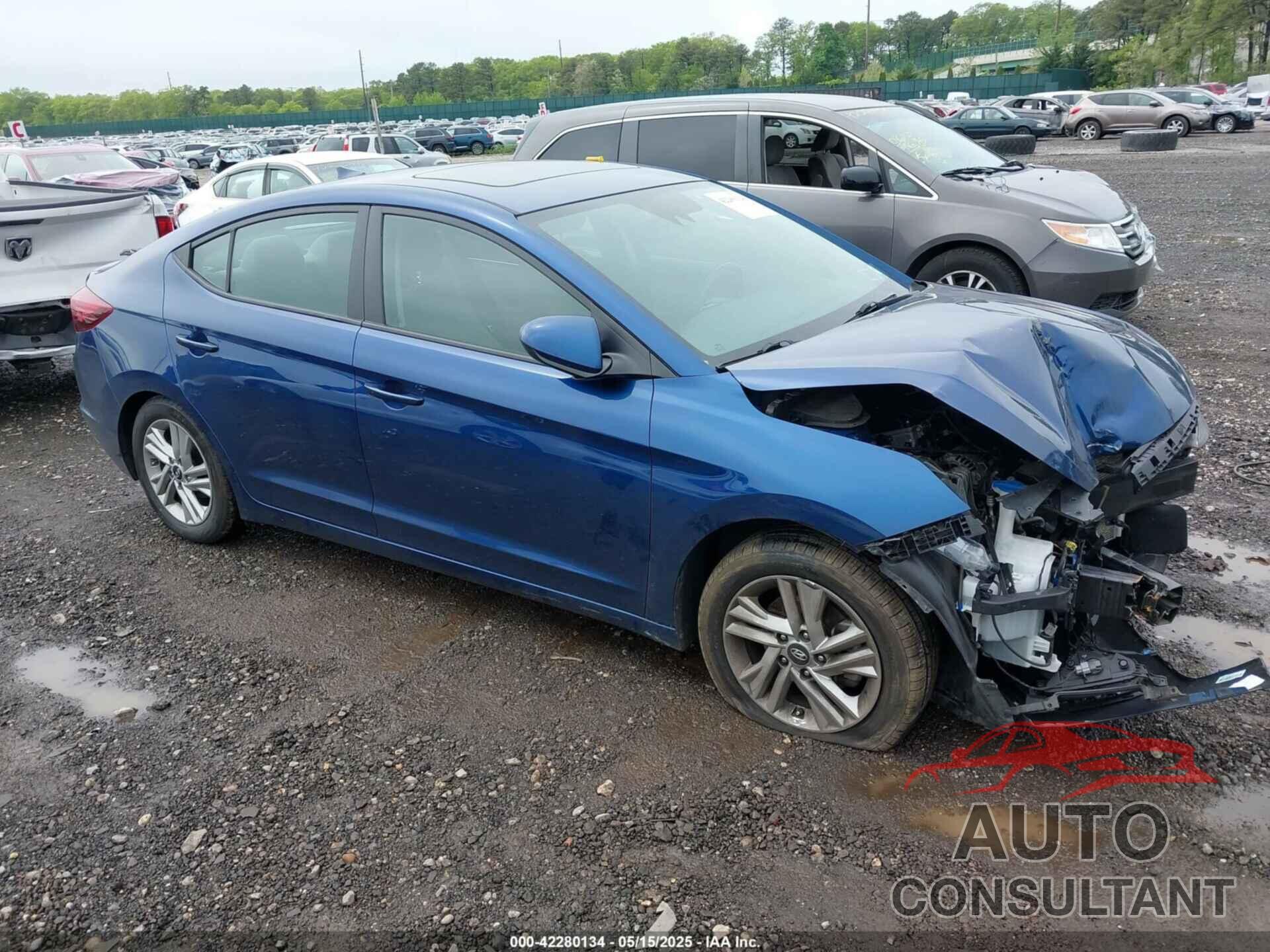 HYUNDAI ELANTRA 2020 - 5NPD84LF5LH591726