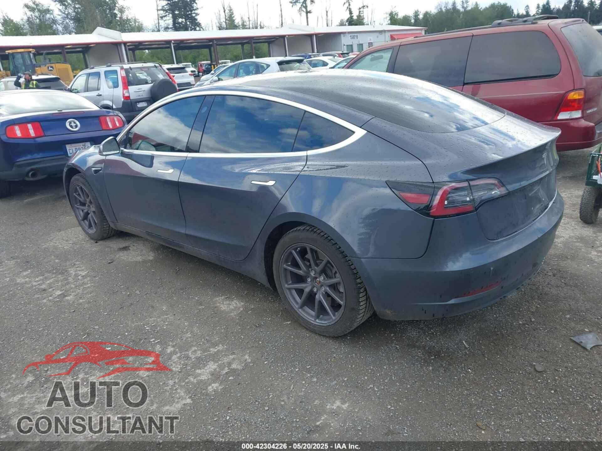TESLA MODEL 3 2018 - 5YJ3E1EA2JF011588