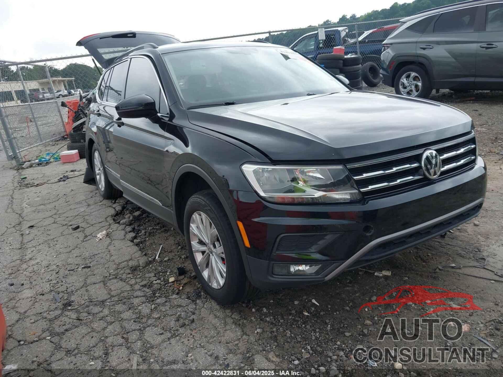VOLKSWAGEN TIGUAN 2018 - 3VV3B7AX4JM022644