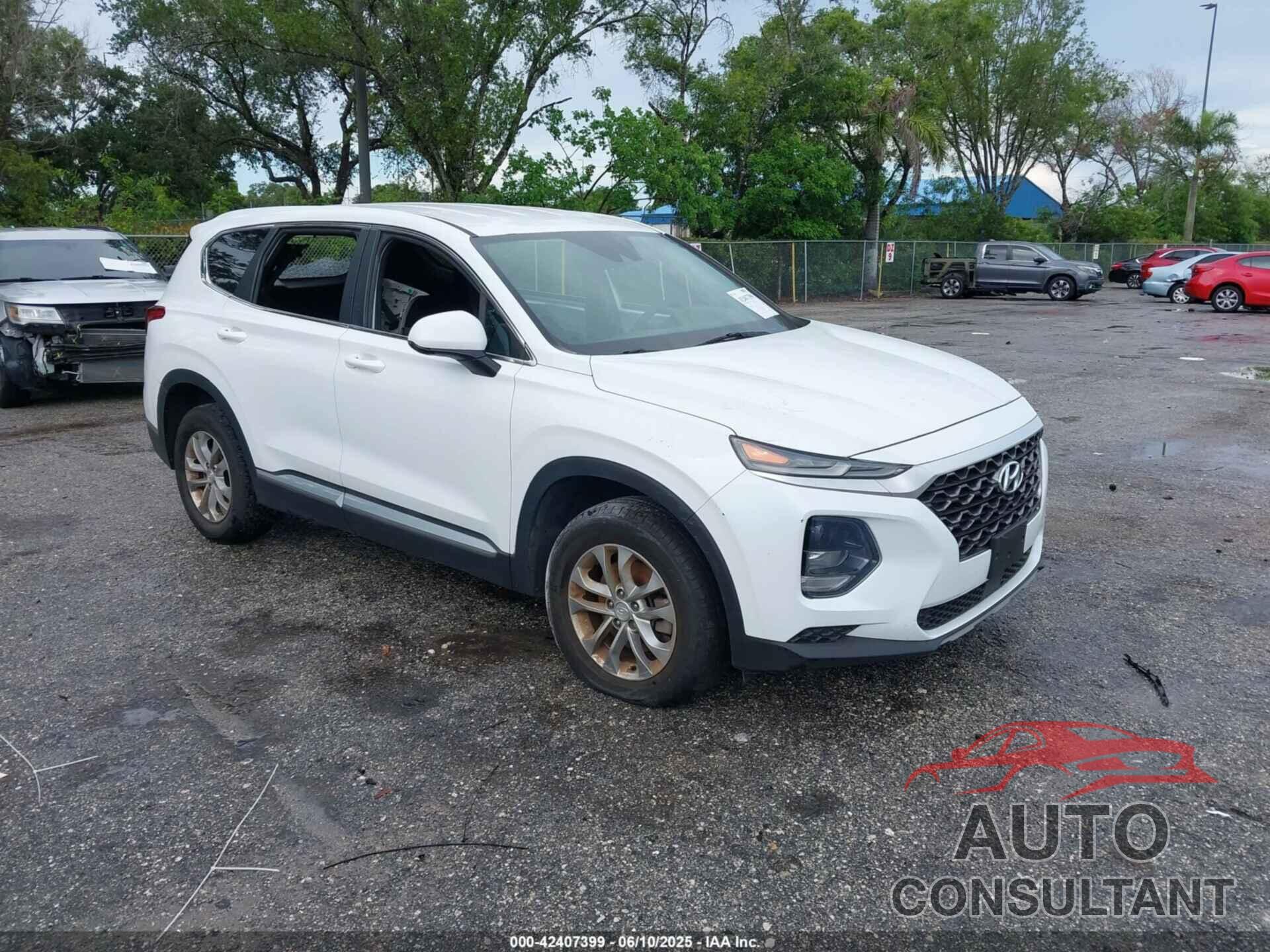 HYUNDAI SANTA FE 2019 - 5NMS23ADXKH038506