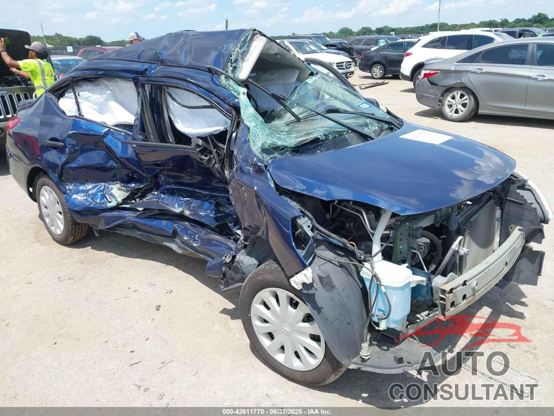 NISSAN VERSA 2014 - 3N1CN7AP6EL849324