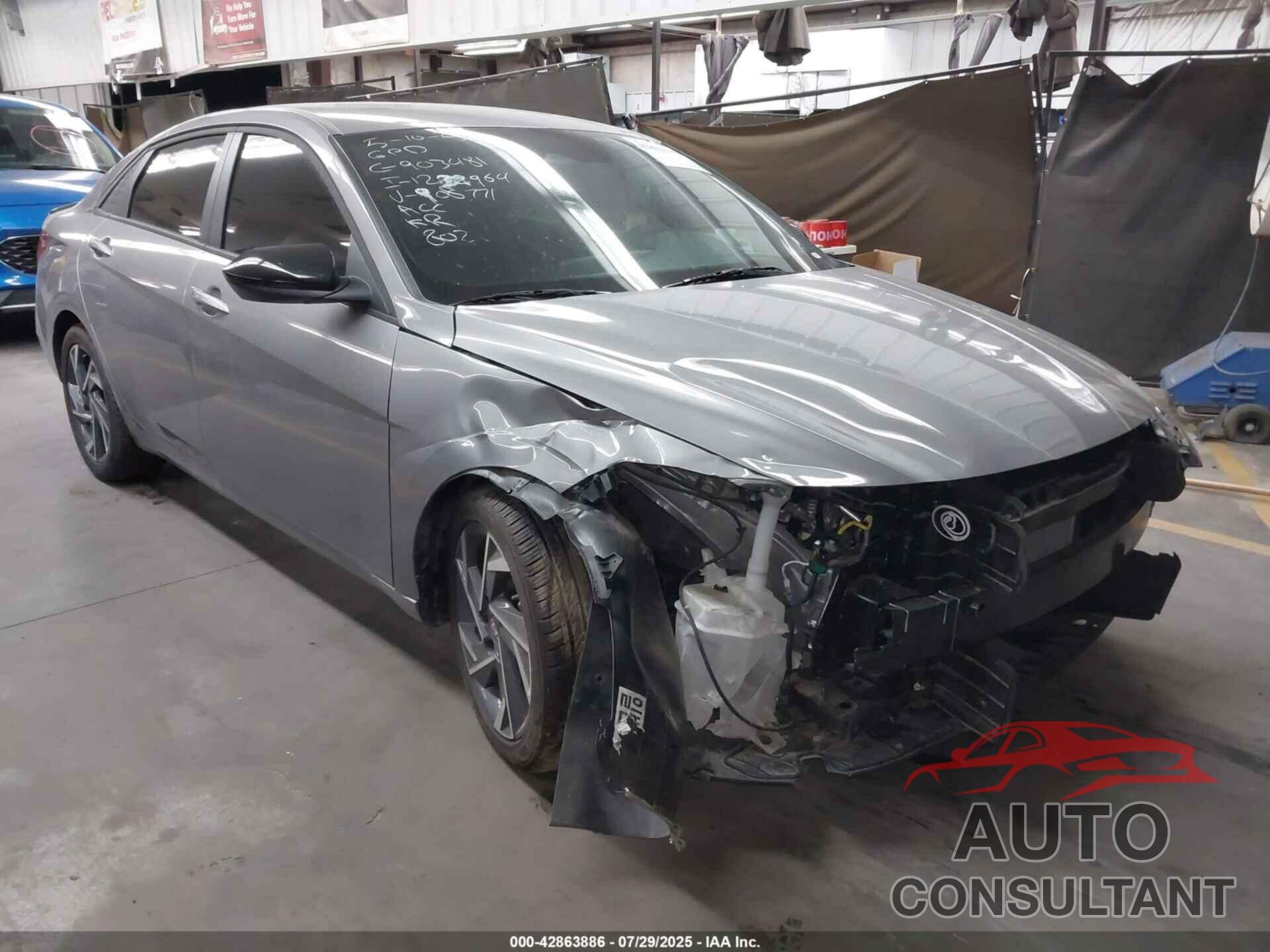 HYUNDAI ELANTRA 2025 - KMHLM4DGXSU908771