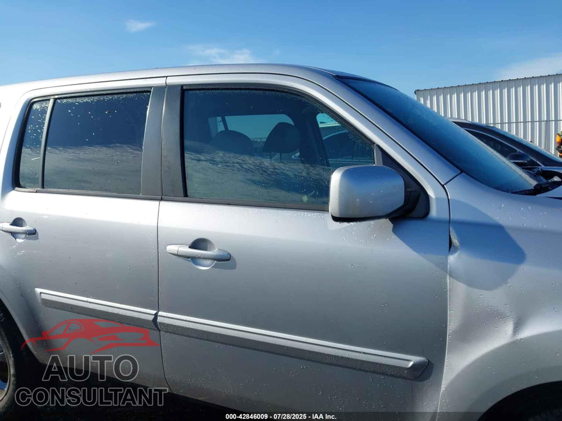 HONDA PILOT 2013 - 5FNYF3H58DB036030
