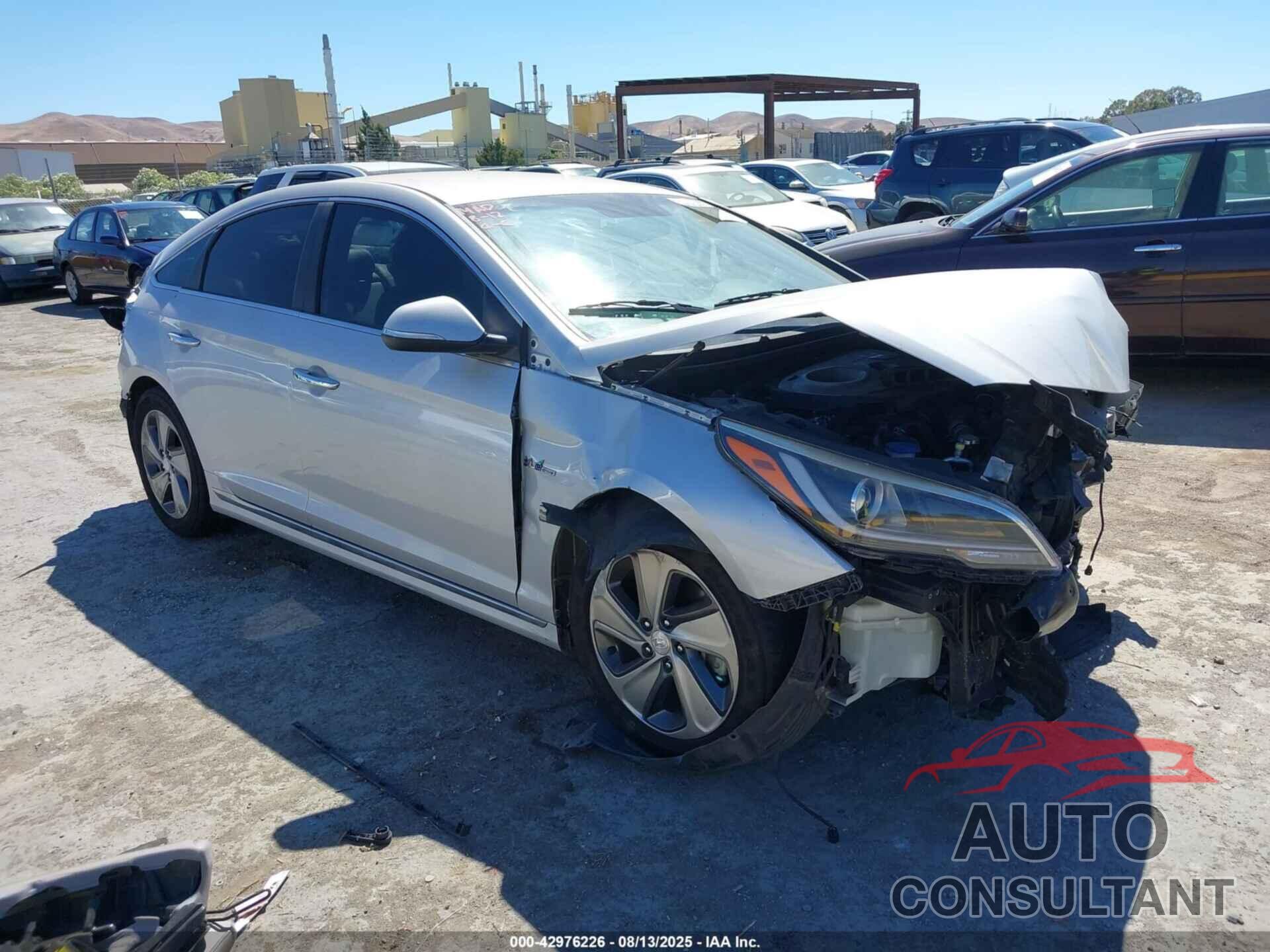 HYUNDAI SONATA HYBRID 2016 - KMHE34L13GA028934