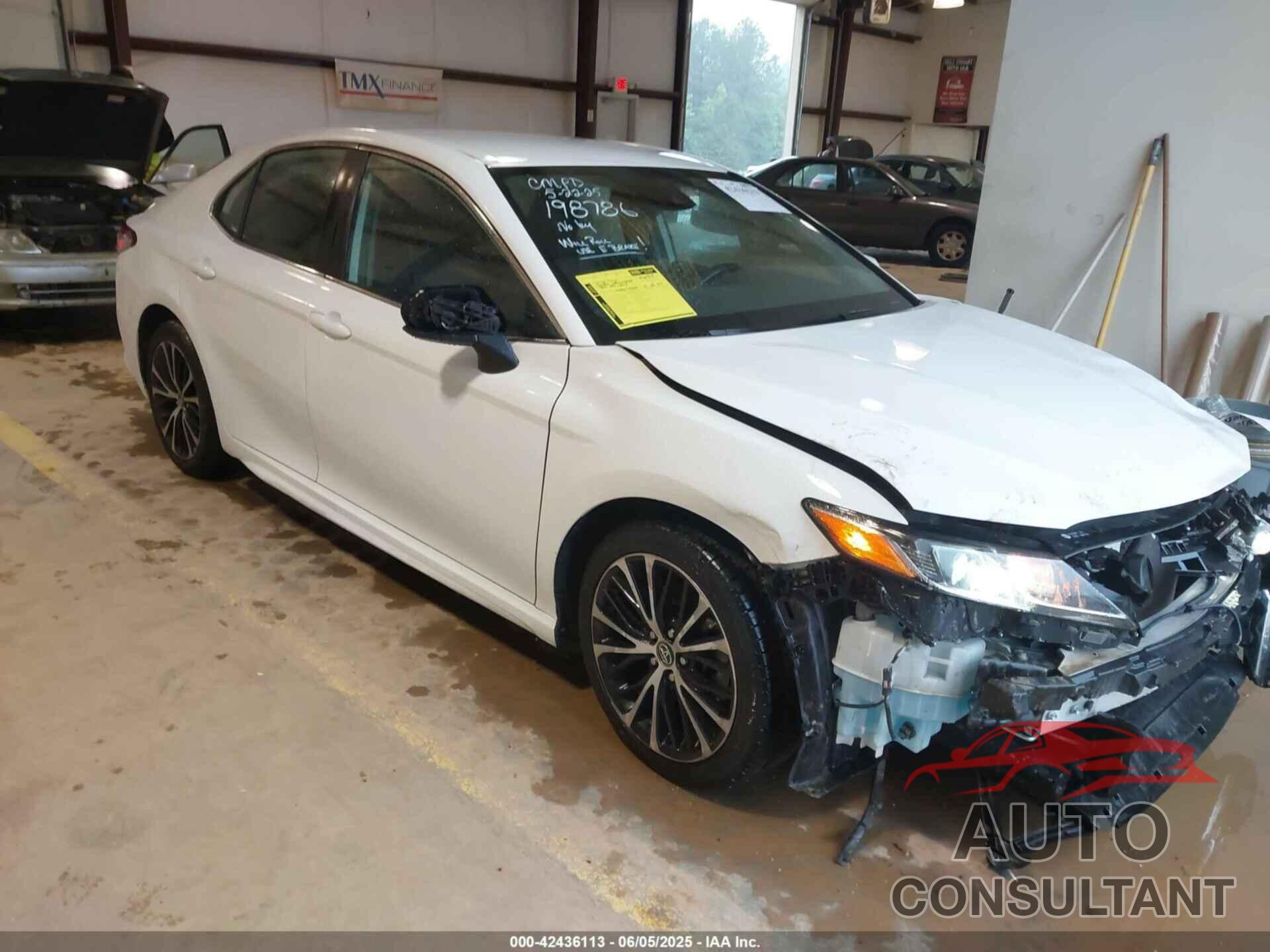 TOYOTA CAMRY 2019 - 4T1B11HK8KU198786