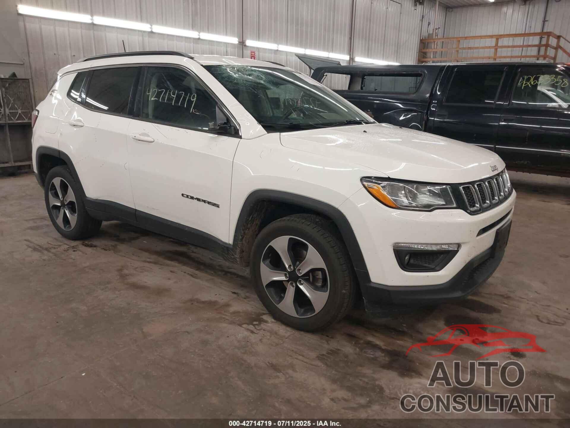 JEEP COMPASS 2018 - 3C4NJDBB9JT116018