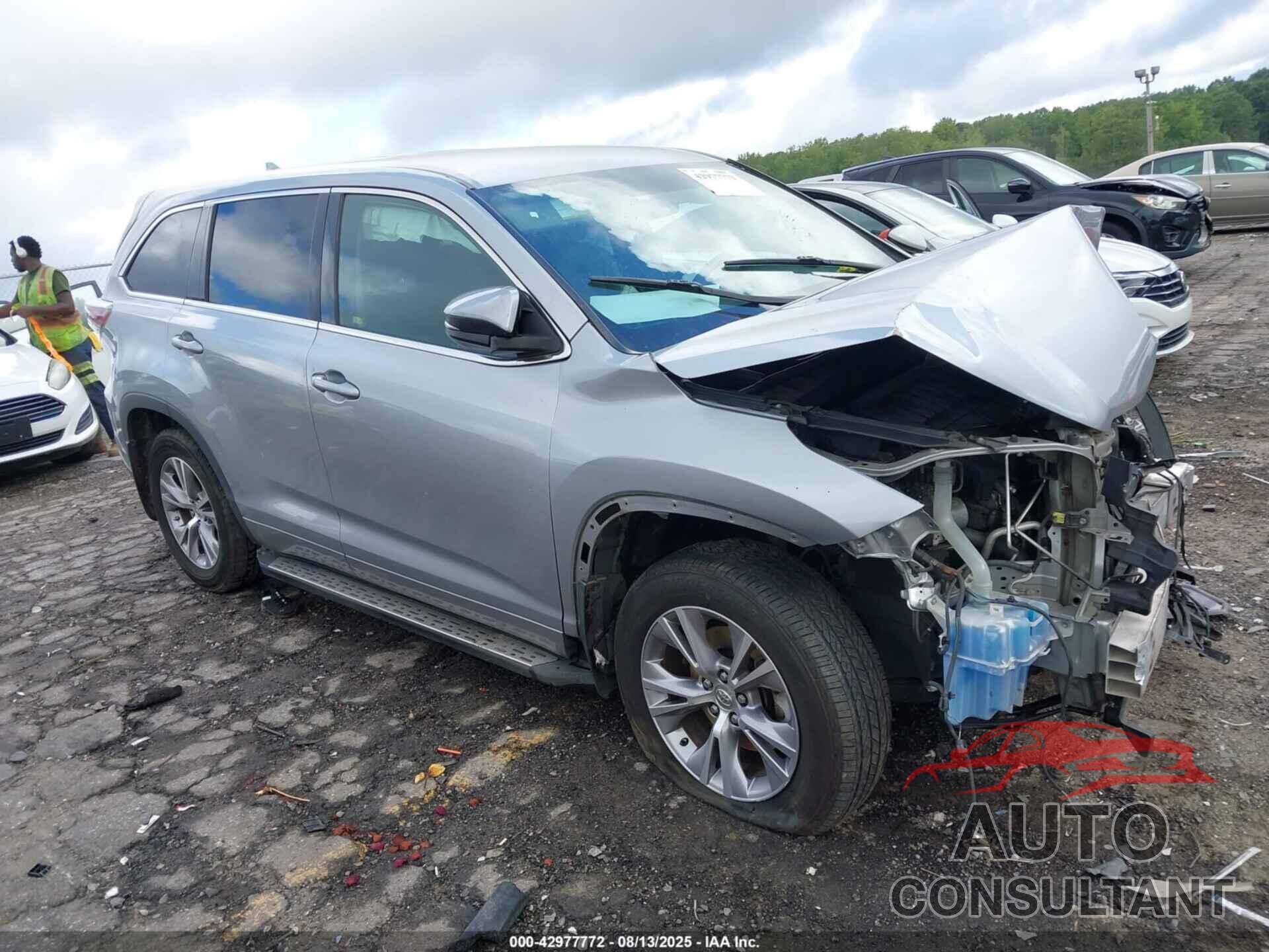 TOYOTA HIGHLANDER 2014 - 5TDZKRFH5ES030585
